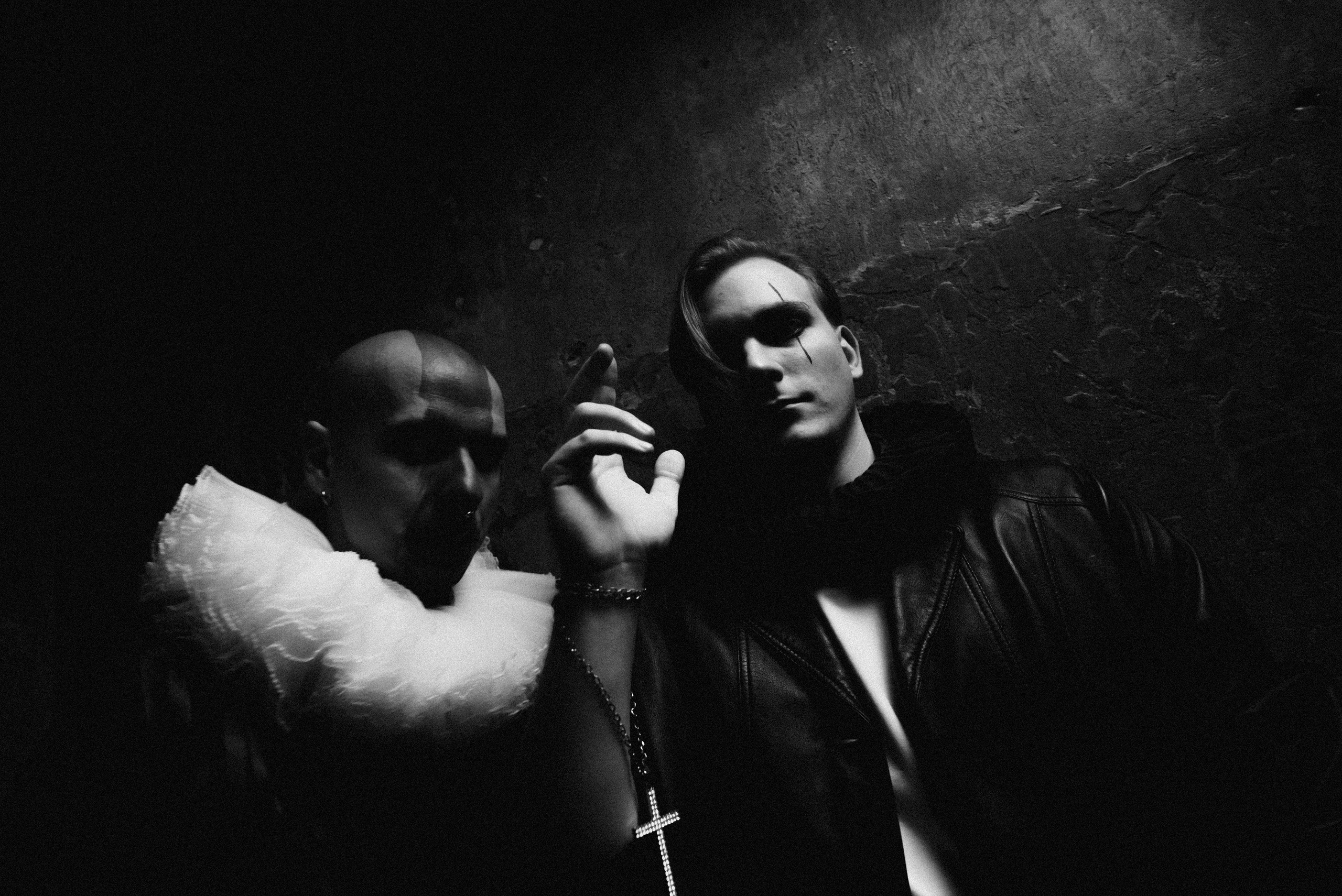 ВАМПИРЫ ДЕКОНСТРУКЦИЯ. Стрит-фотография, полная абсурда, идиотизма и красоты