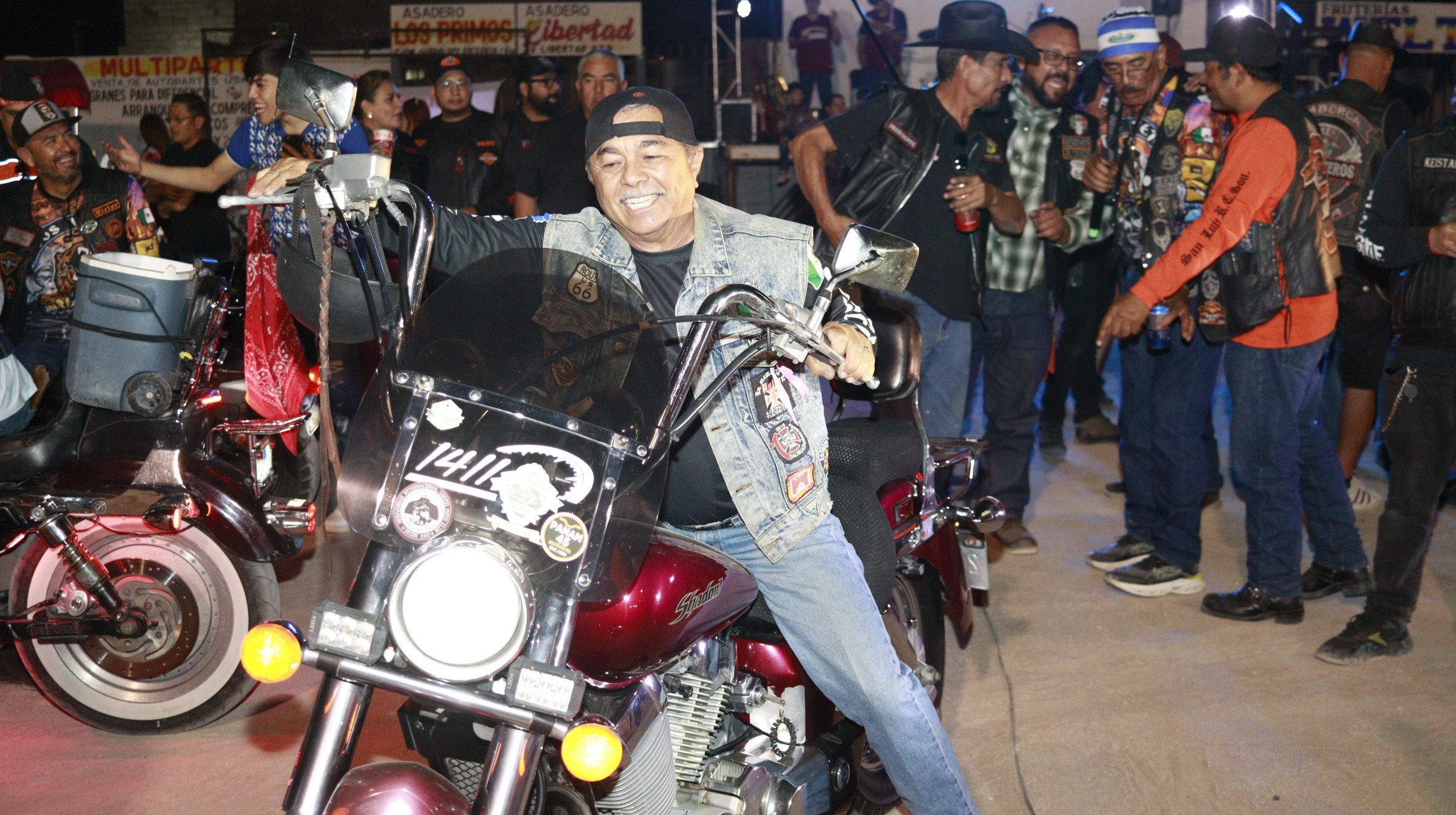 OSOS VIEJOS, 2DO ANIVERSARIO. Principal