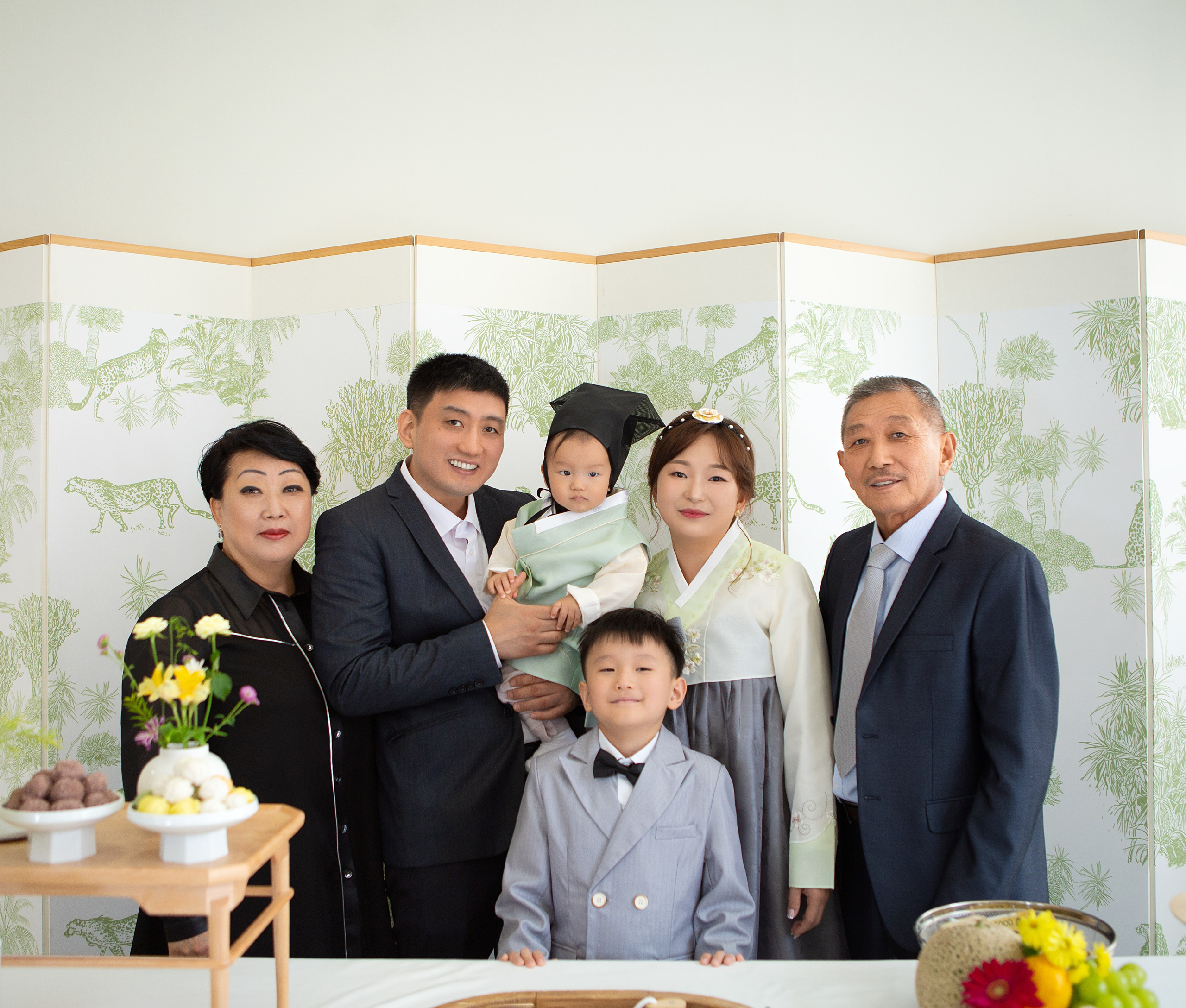 Никита в студии. Фотограф беременности, ньюборн и годовасиков в Корее Жанна Хан