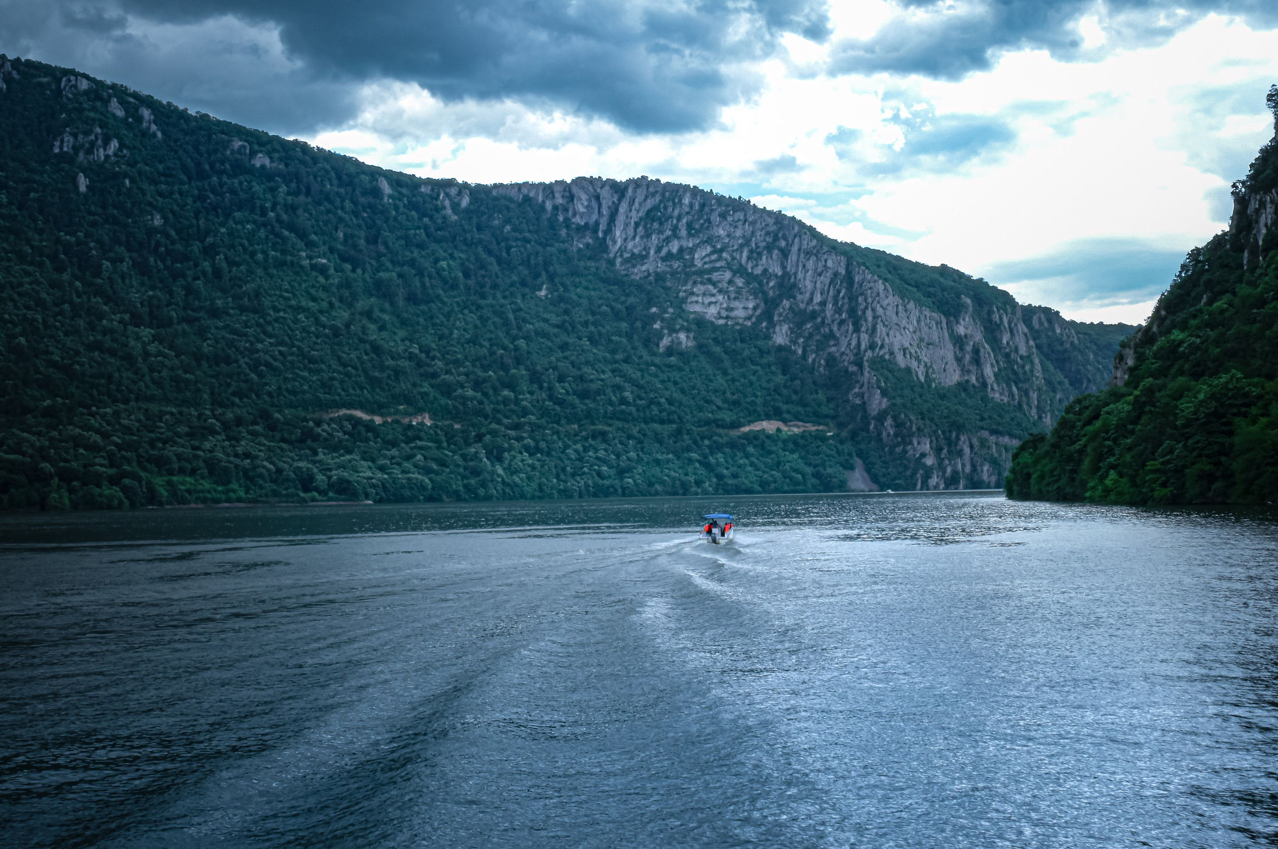 Danube Fairy Tale with Eta Tours with travel photographers. Victoria Fedoseenko. Photographer from Serbia