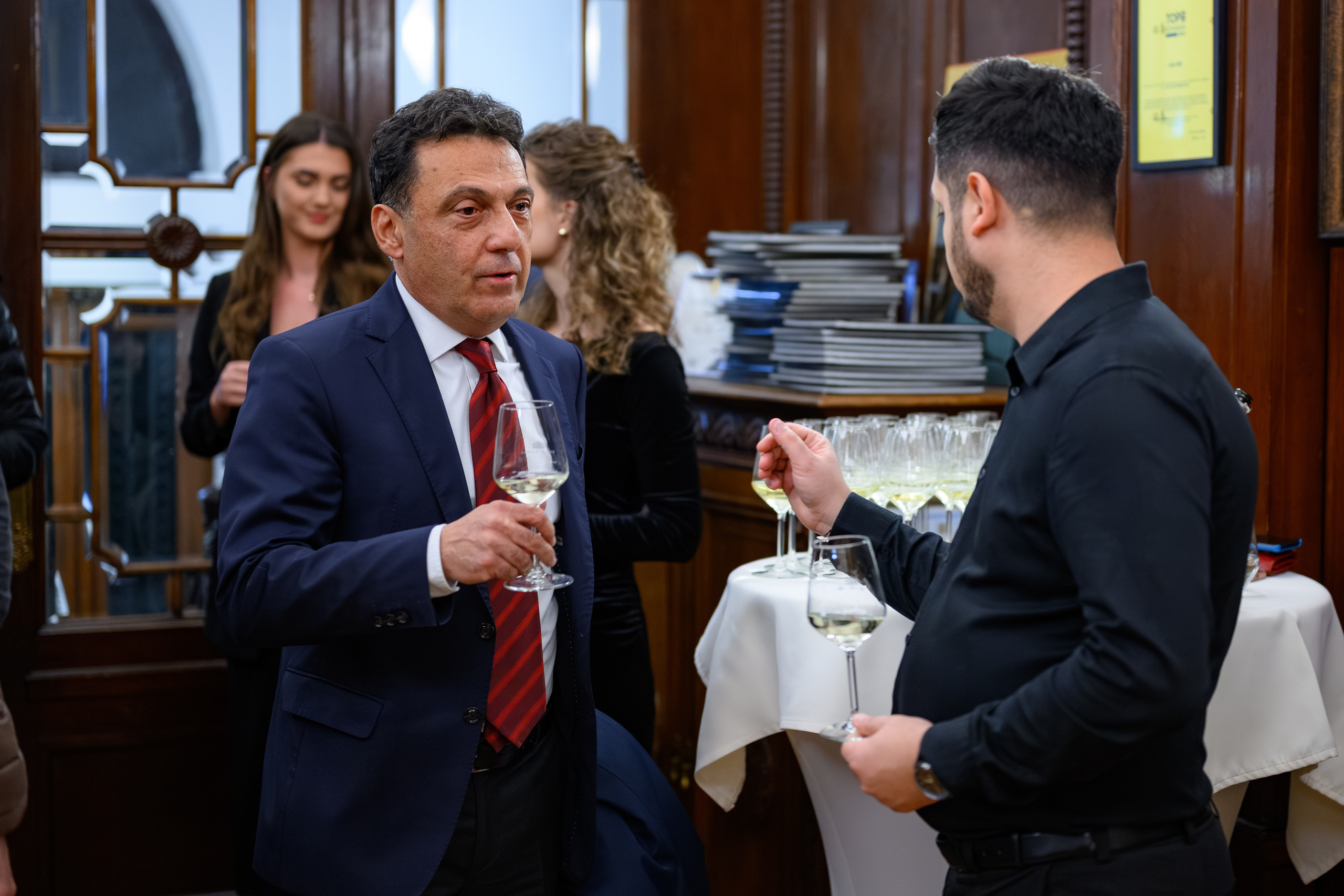 Fotografie Corporate & Business | Portrete Profesionale și Branding Companii. Cătălin Lazăr Photography — Fotografie de nuntă și evenimente premium în România și Europa