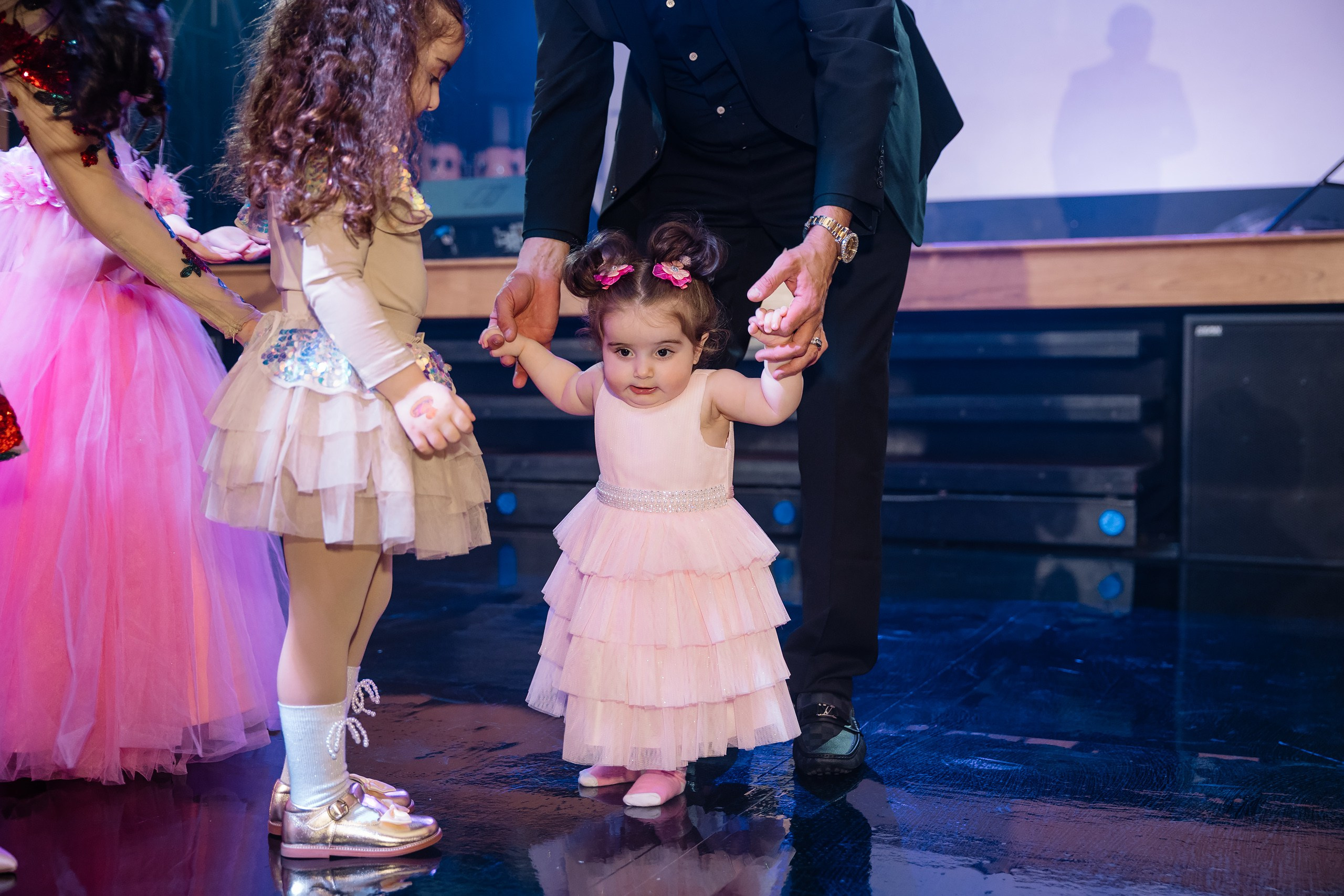 04.13.2025 First birthday. Wedding family event photographer in Chicago Nick Yushevich