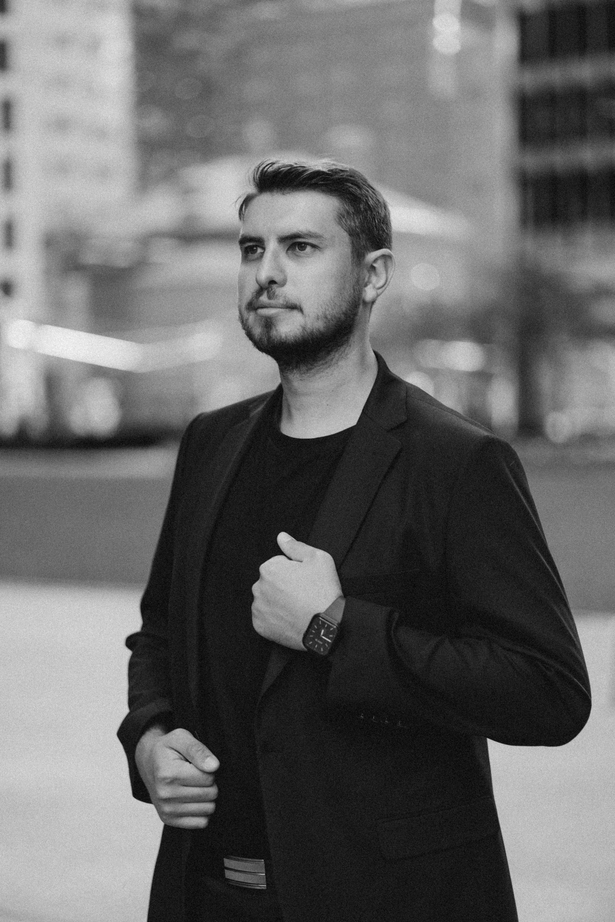 Downtown Love Story. Chernenko.photography