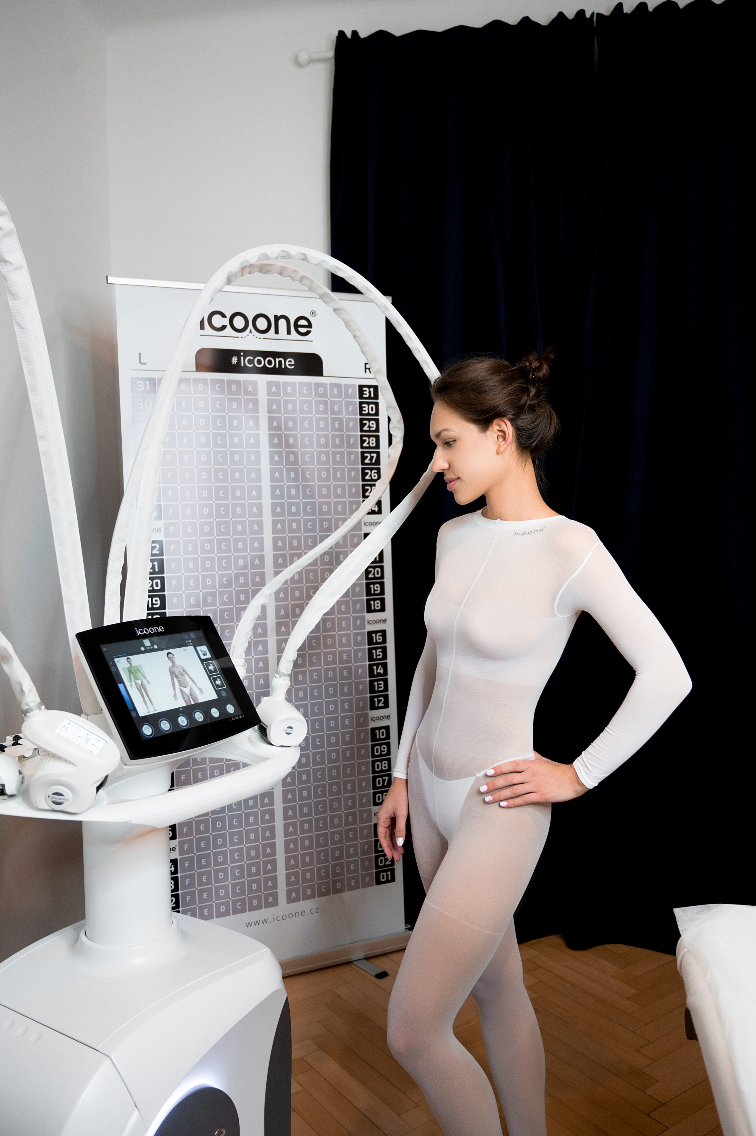 Saint Monica beauty studio in Prague. ANNA-MARIA PHOTO CONTENT CREATOR — фотограф, эстет, художник и визуальный эксперт в Instagram, работающий в Праге