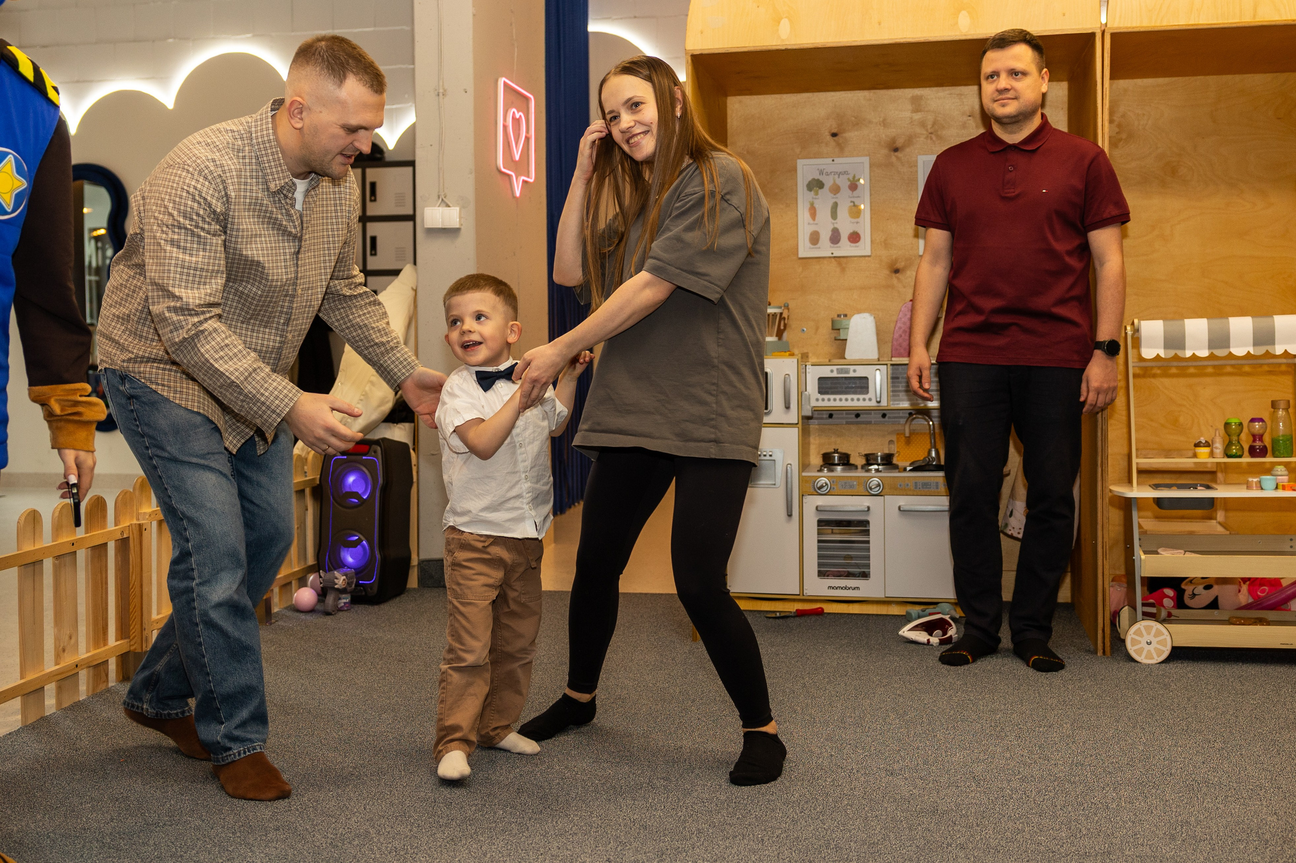 День рождения Артёма 24 января 2026 года. Семейный и детский фотограф в Варшаве Мила Бобровская