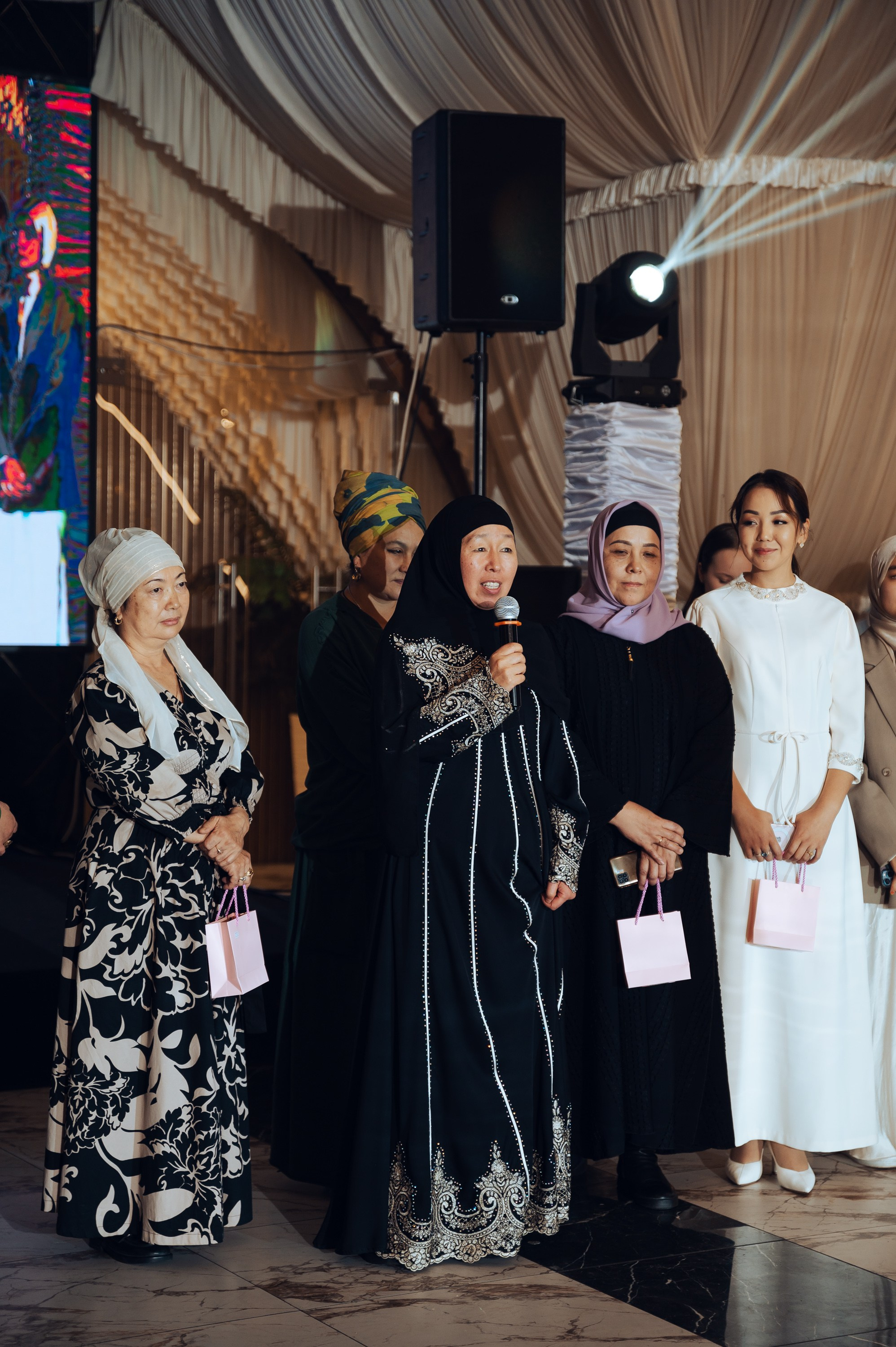 MAHMUD & AIDAI. Фотограф в Бишкеке Андрей Кавешников