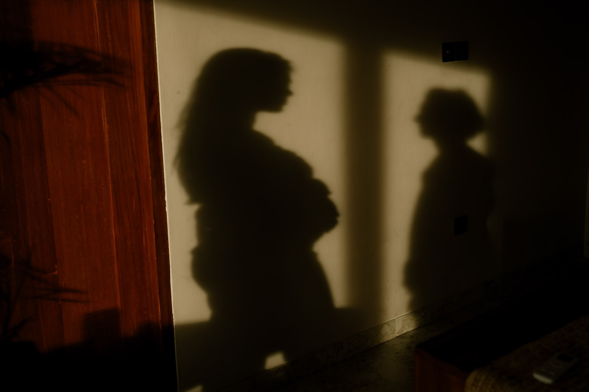 LARISSA & SJUUL MATERNITY. Female Photographer in Bali