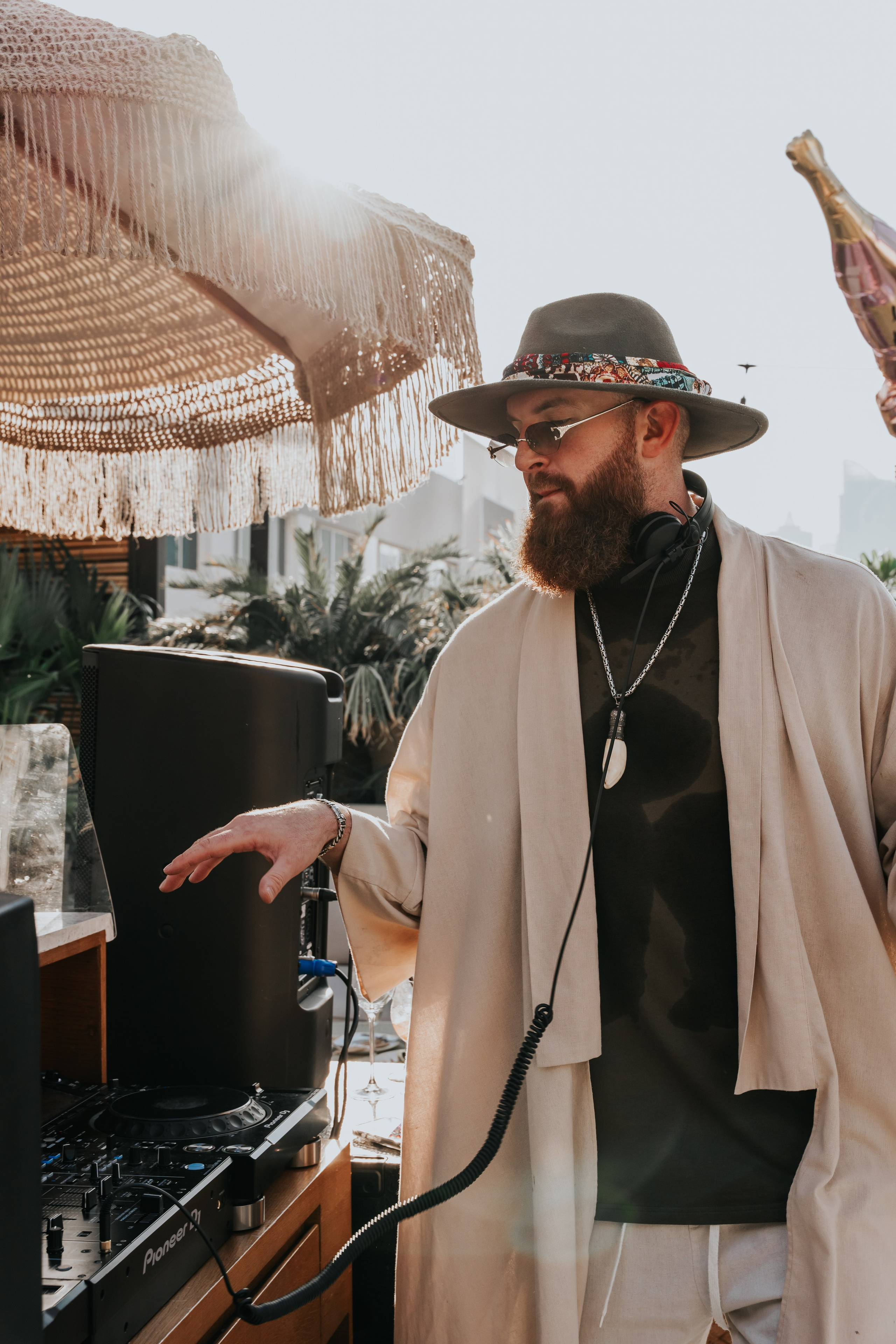 EVENT. Photo and video production. Editing & retouching services. Training