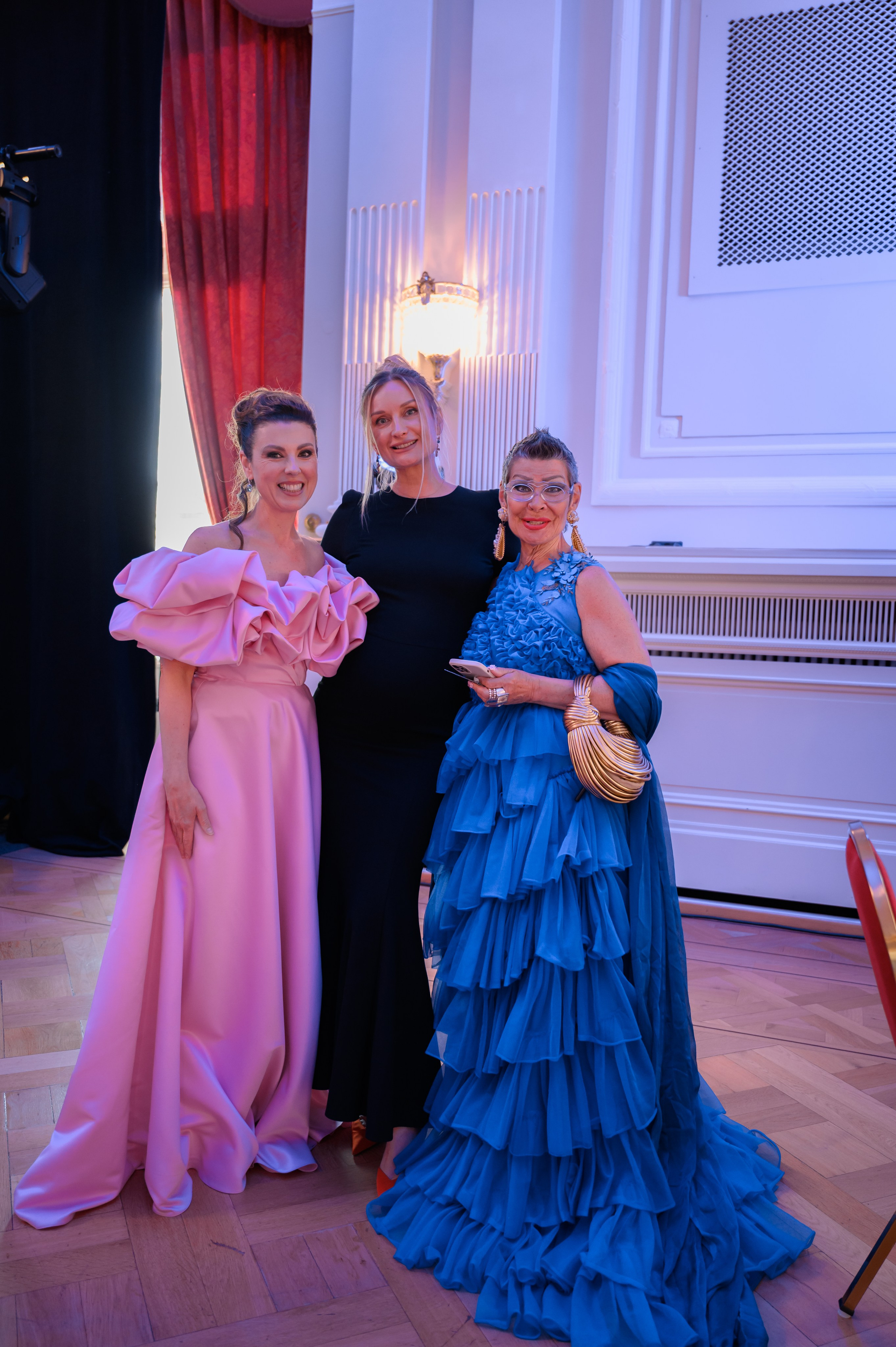 LUkraine Chatity DInner. Photographer in Luxembourg Tanita