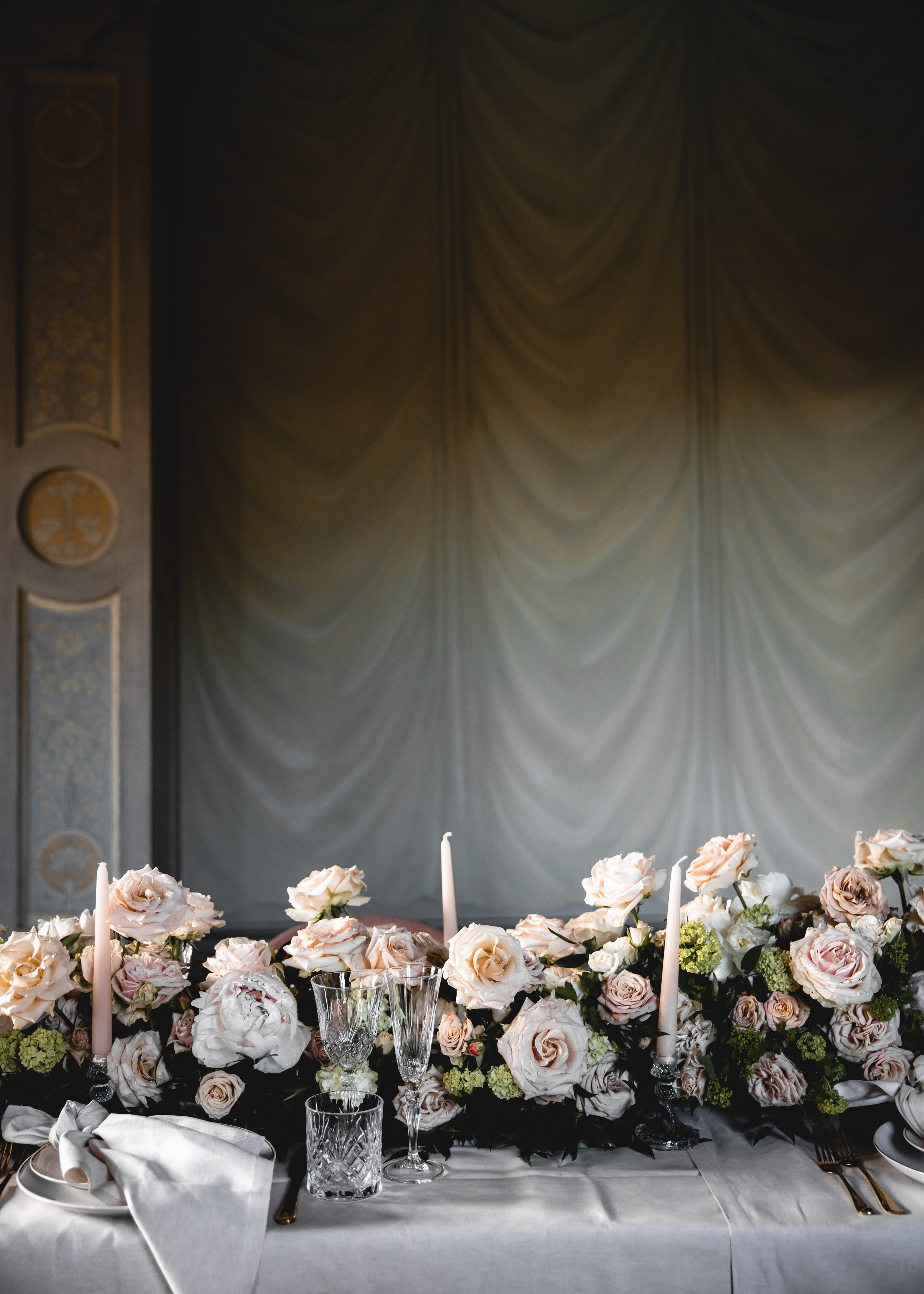 Tuscany Wedding Villa La Commenda Concordia. Professional wedding photographer in Copenhagen, Denmark — Julia Byron