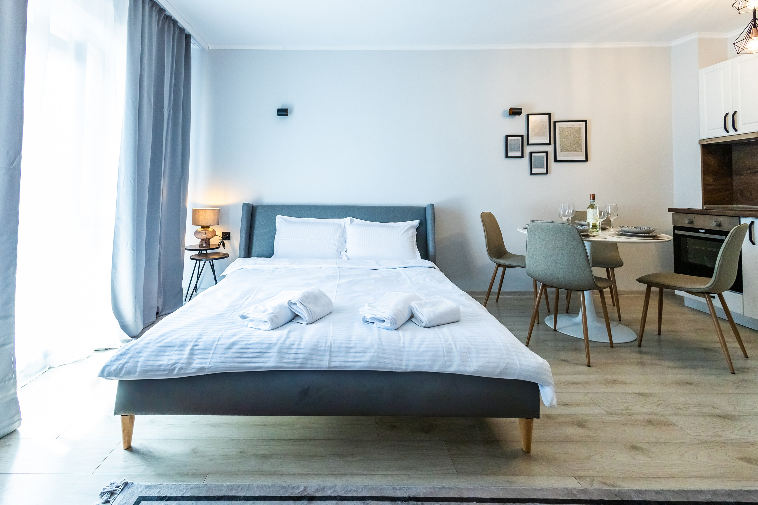 Хотел. Фотограф Ирина Йотова