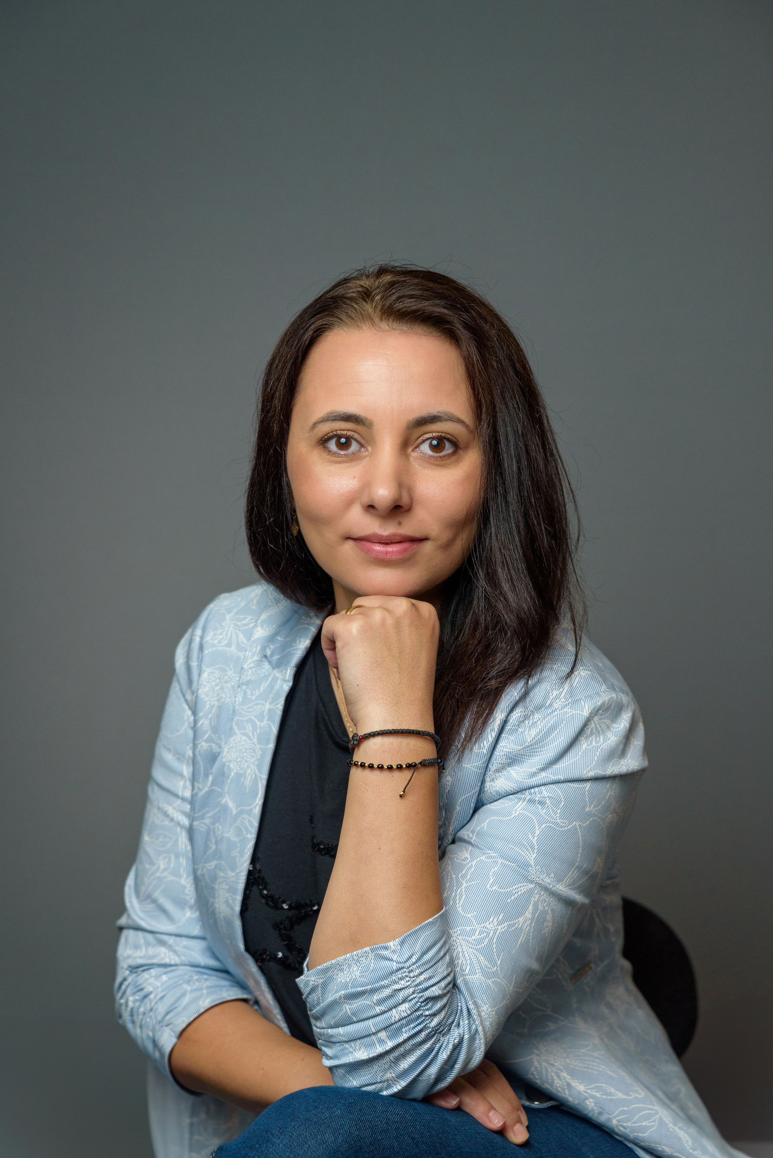 Fotograf corporate, sedinta foto business, pret fotograf corporate, Servicii Profesionale pentru Evenimente de Business, Portrete business, fotografii pentru evenimente organizate de companii, fotografie de produs, Poze business bucuresti, Fotografii profesionale bucuresti, Fotografii portret profesionale, fotograf corporate Bucuresti, Fotografie E-commerce, pret fotograf corporate, fotografie corporate pentru profil web sau reviste, produse comerciale, fotograf hala de productie, evenimentele companiei, fotografii de portret angajati, fotografii echipa, fotografii site, fotografie comerciala.