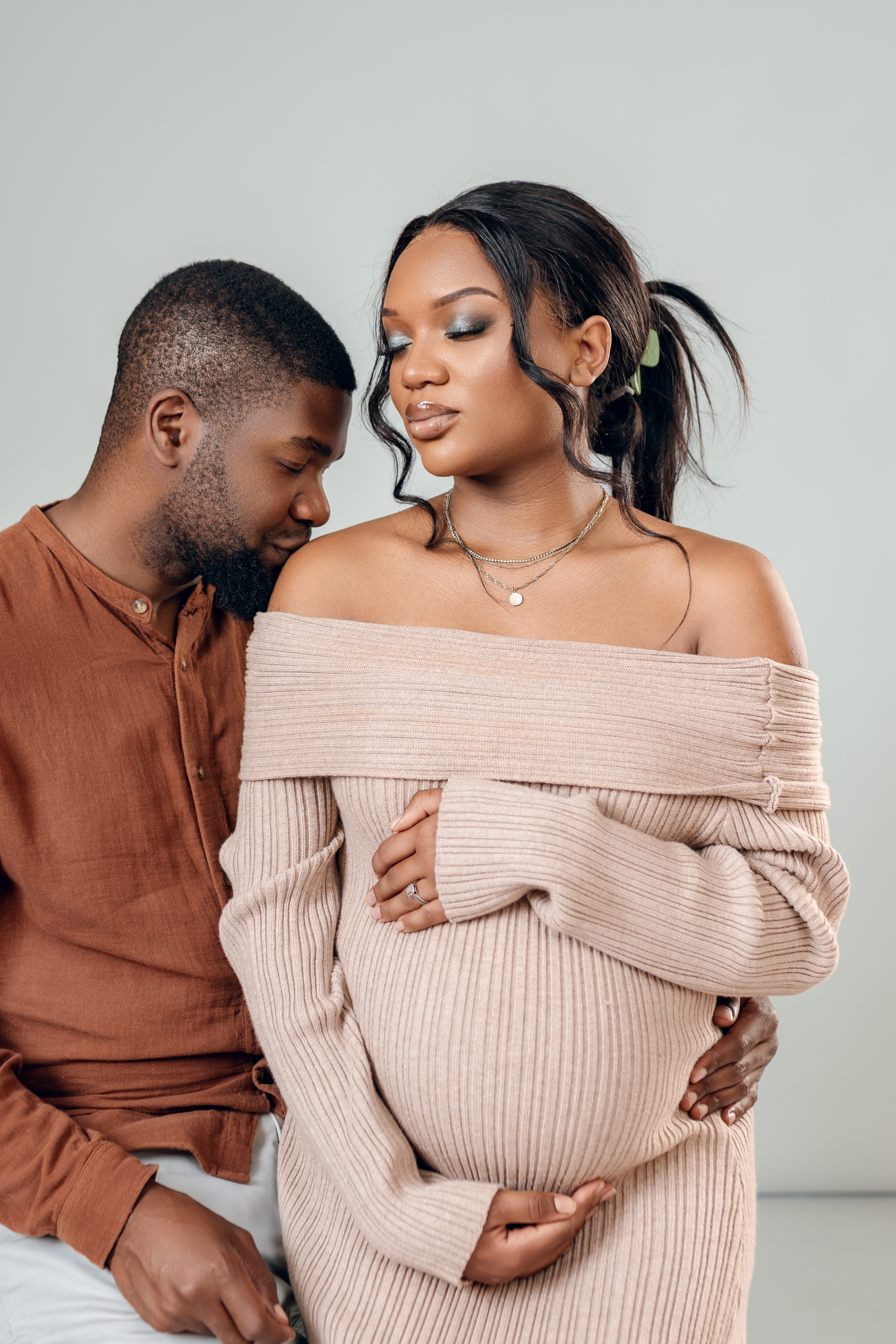 Maternity. Photographer: Avant Media ZM