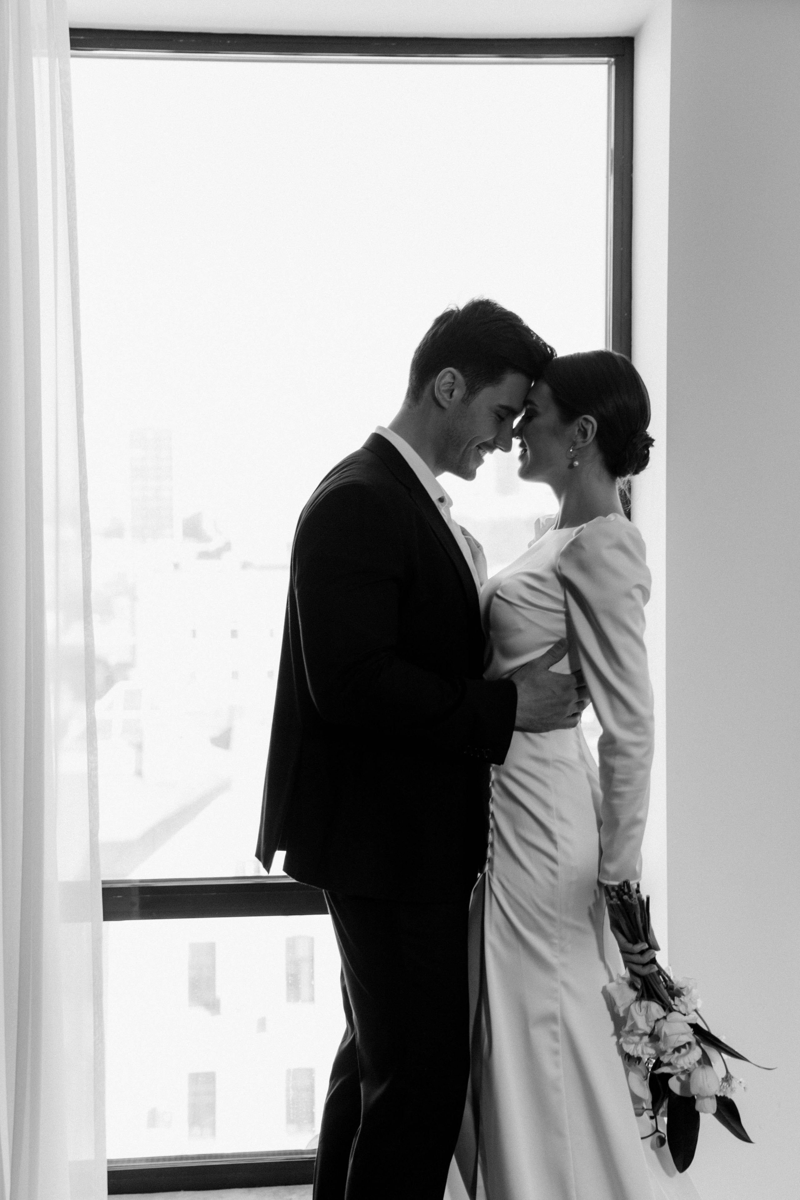 Совместные сборы в отеле. Ксюша и Кристиан. Wedding and family photographer Moscow Riyadh