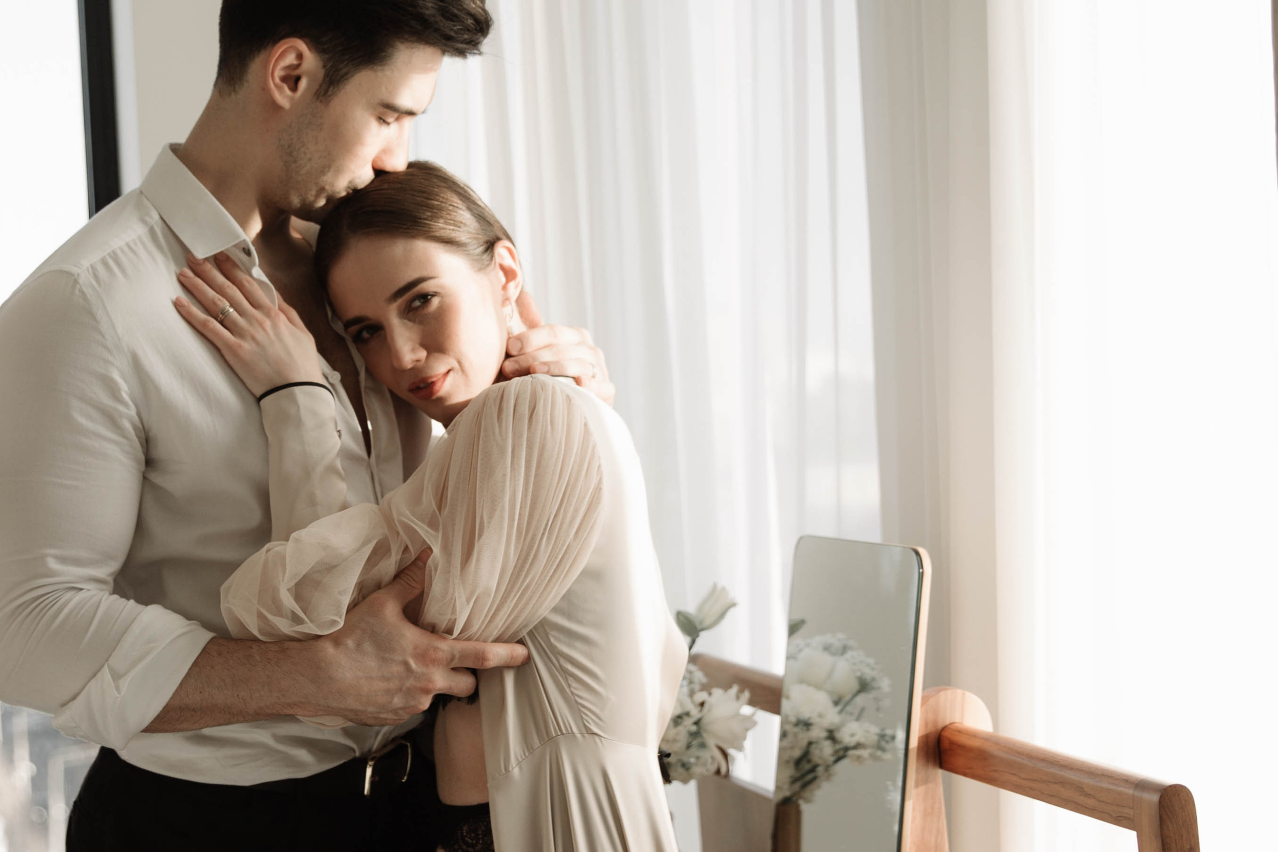 Совместные сборы в отеле. Ксюша и Кристиан. Wedding and family photographer Moscow Riyadh