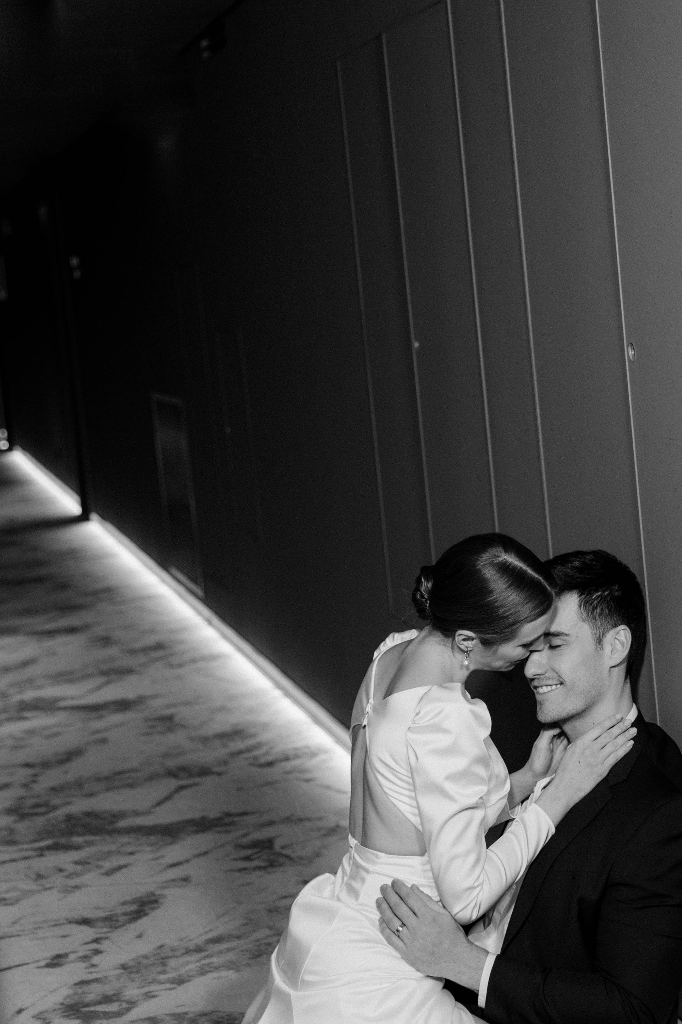 Совместные сборы в отеле. Ксюша и Кристиан. Wedding and family photographer Moscow Riyadh