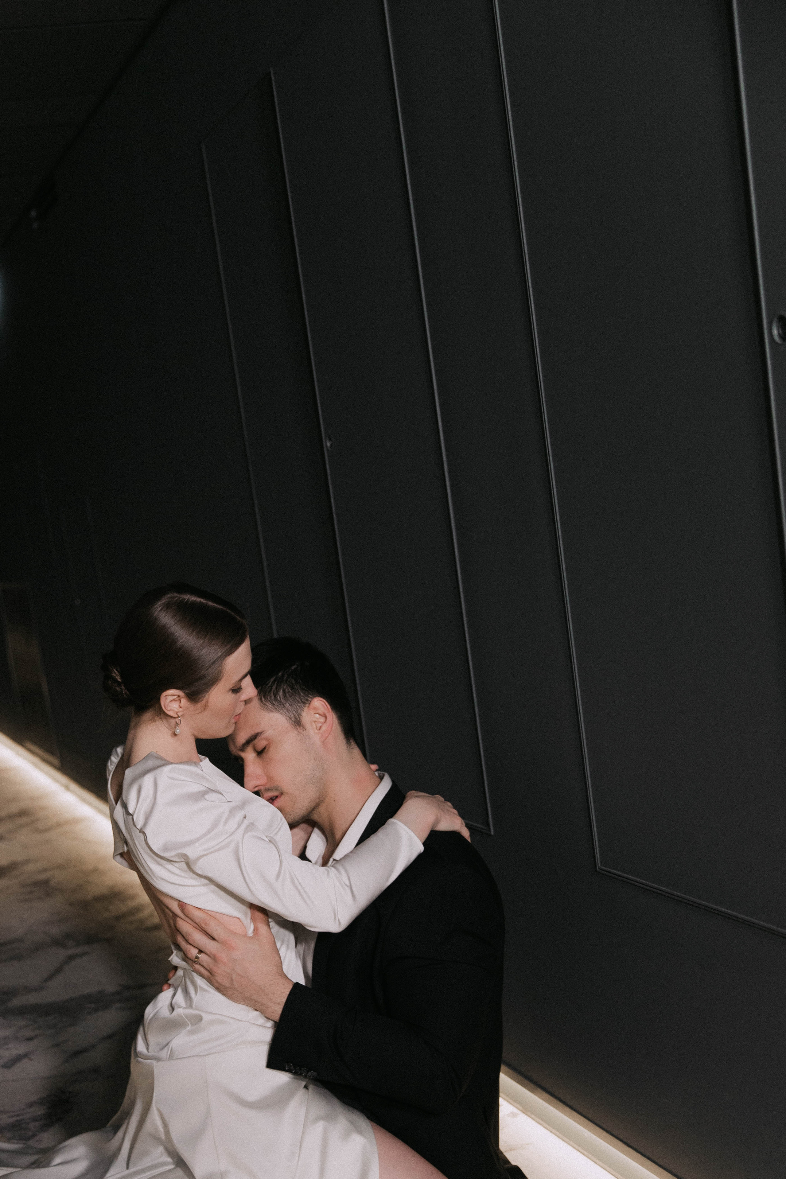 Совместные сборы в отеле. Ксюша и Кристиан. Wedding and family photographer Moscow Riyadh