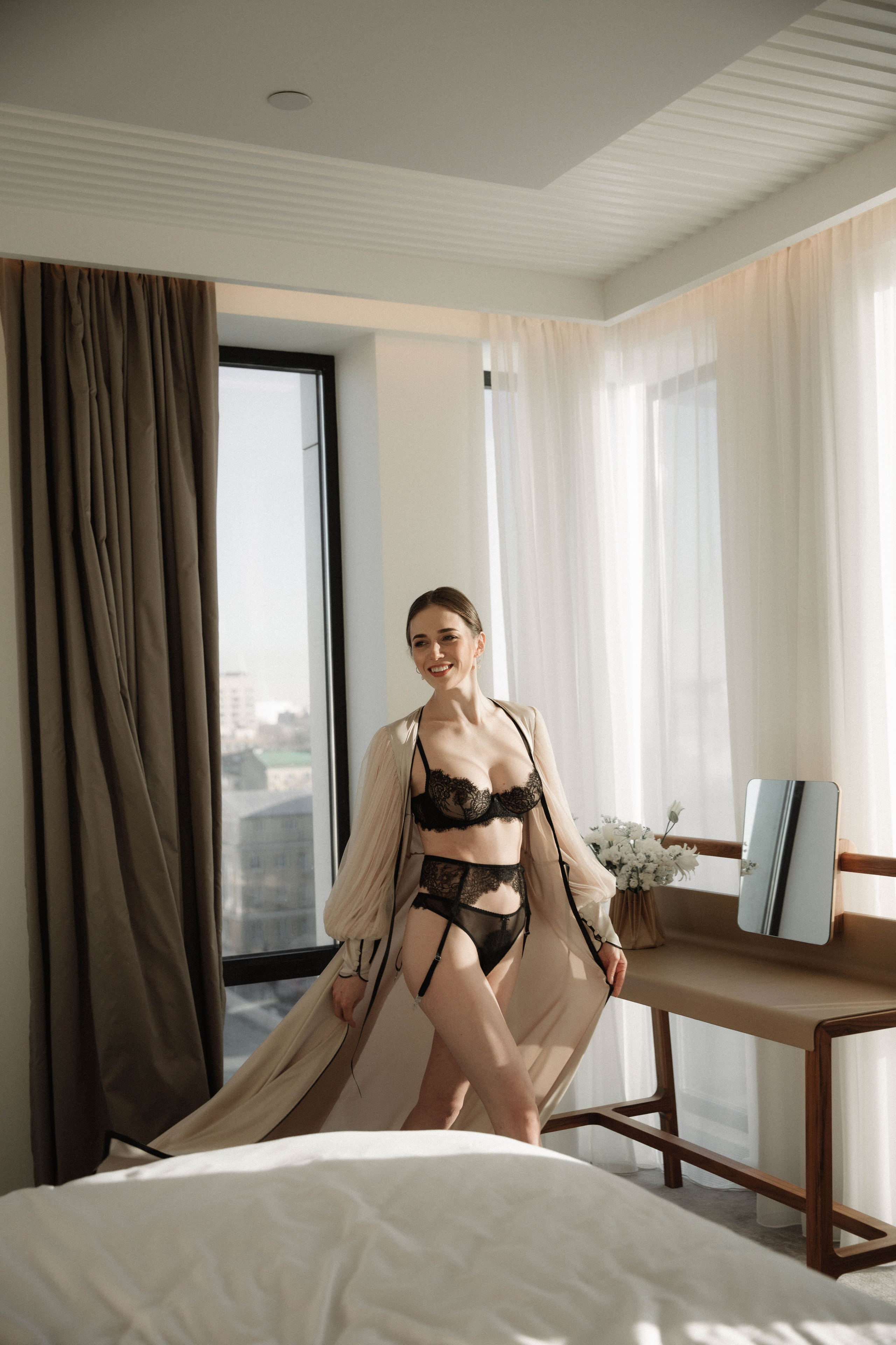 Совместные сборы в отеле. Ксюша и Кристиан. Wedding and family photographer Moscow Riyadh