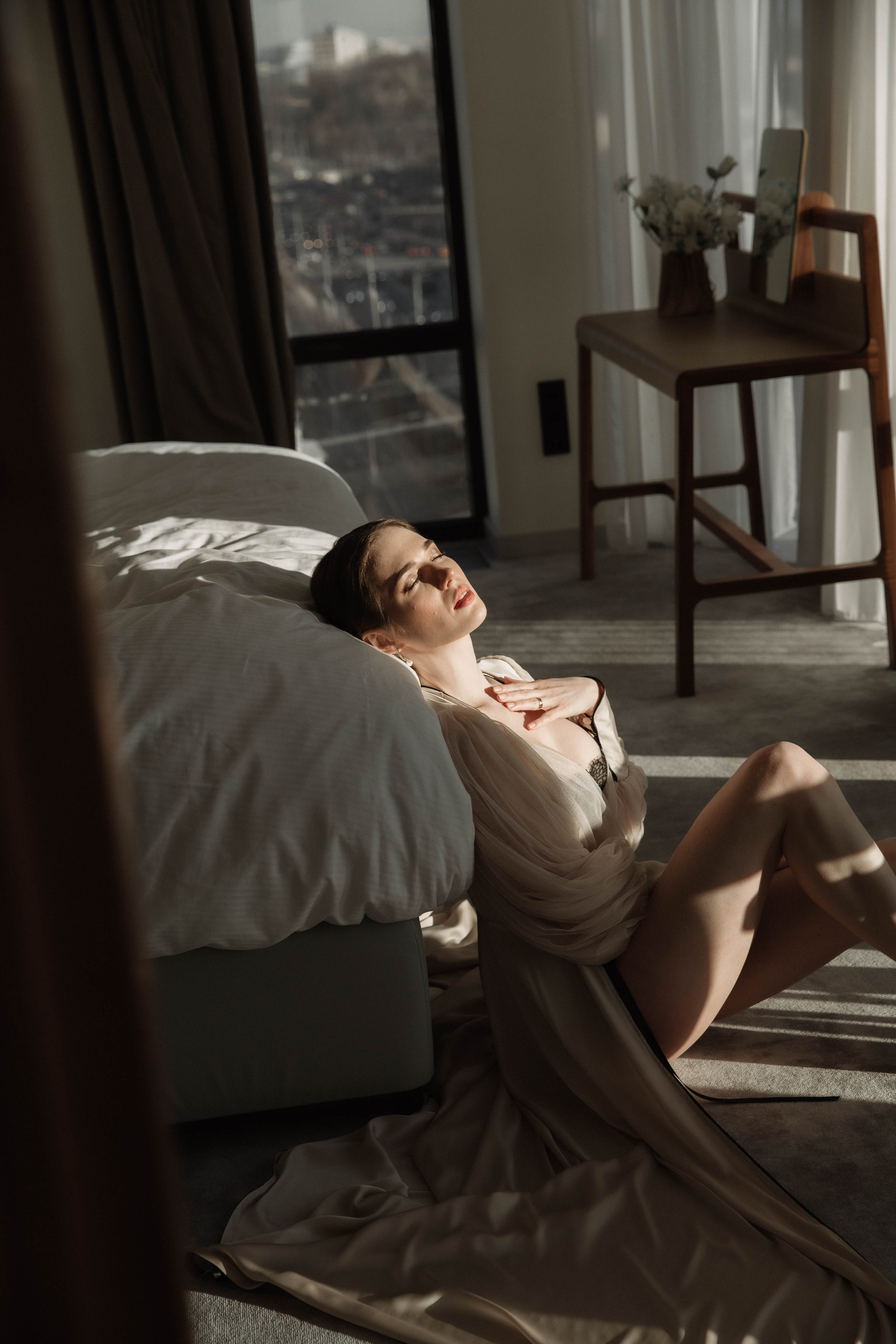 Совместные сборы в отеле. Ксюша и Кристиан. Wedding and family photographer Moscow Riyadh