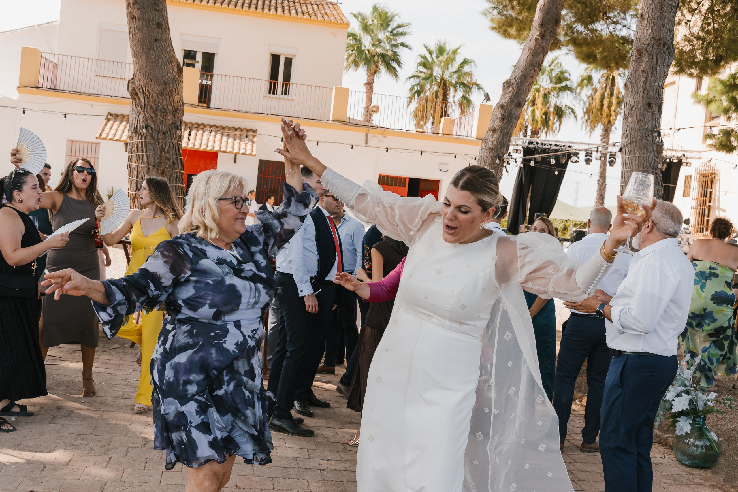 M&R. Fotógrafa de bodas y familias en España, Valencia: Nadia ProFoto