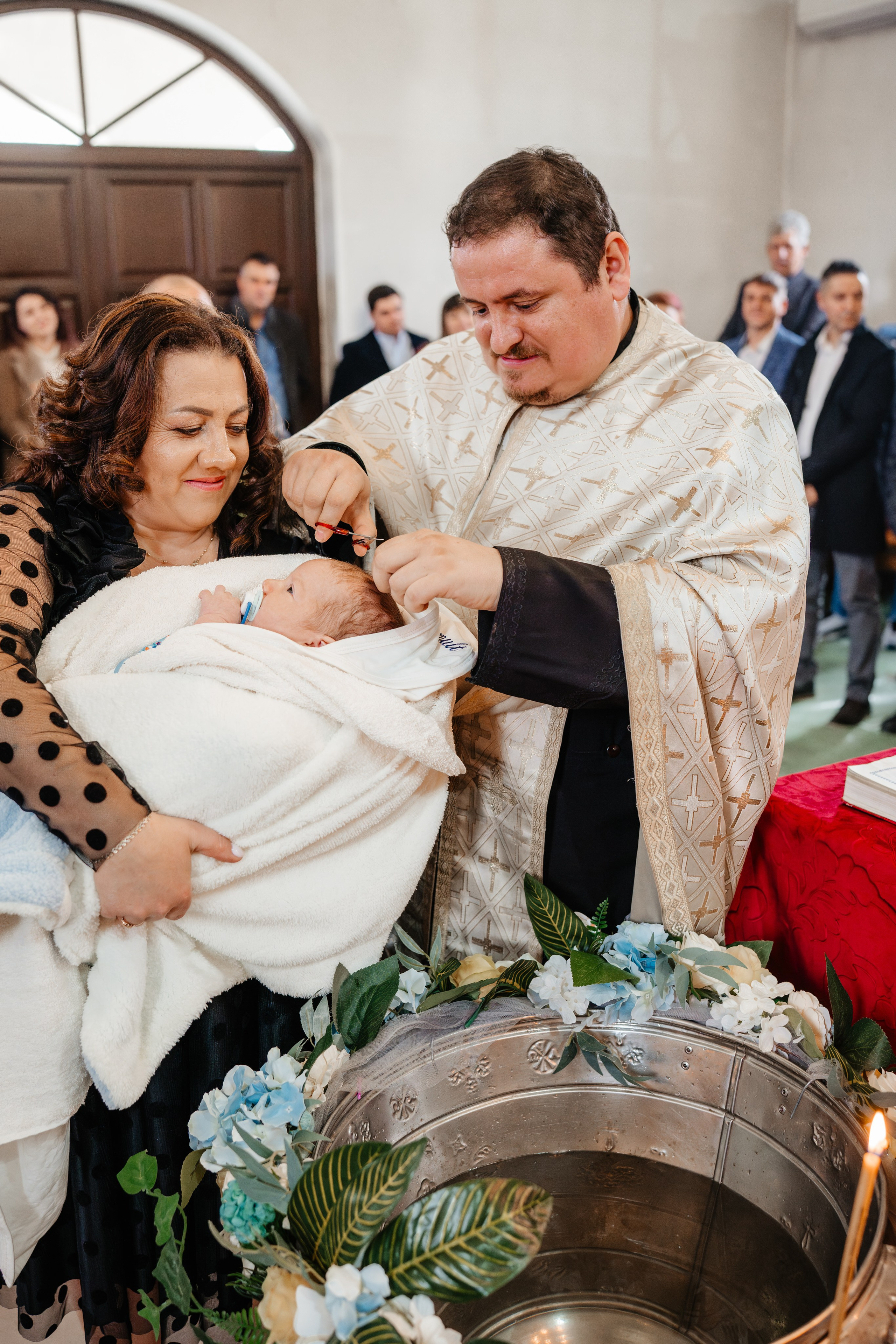 Dominic Constantin. Raw Studio. Fotograful tau de nunta!