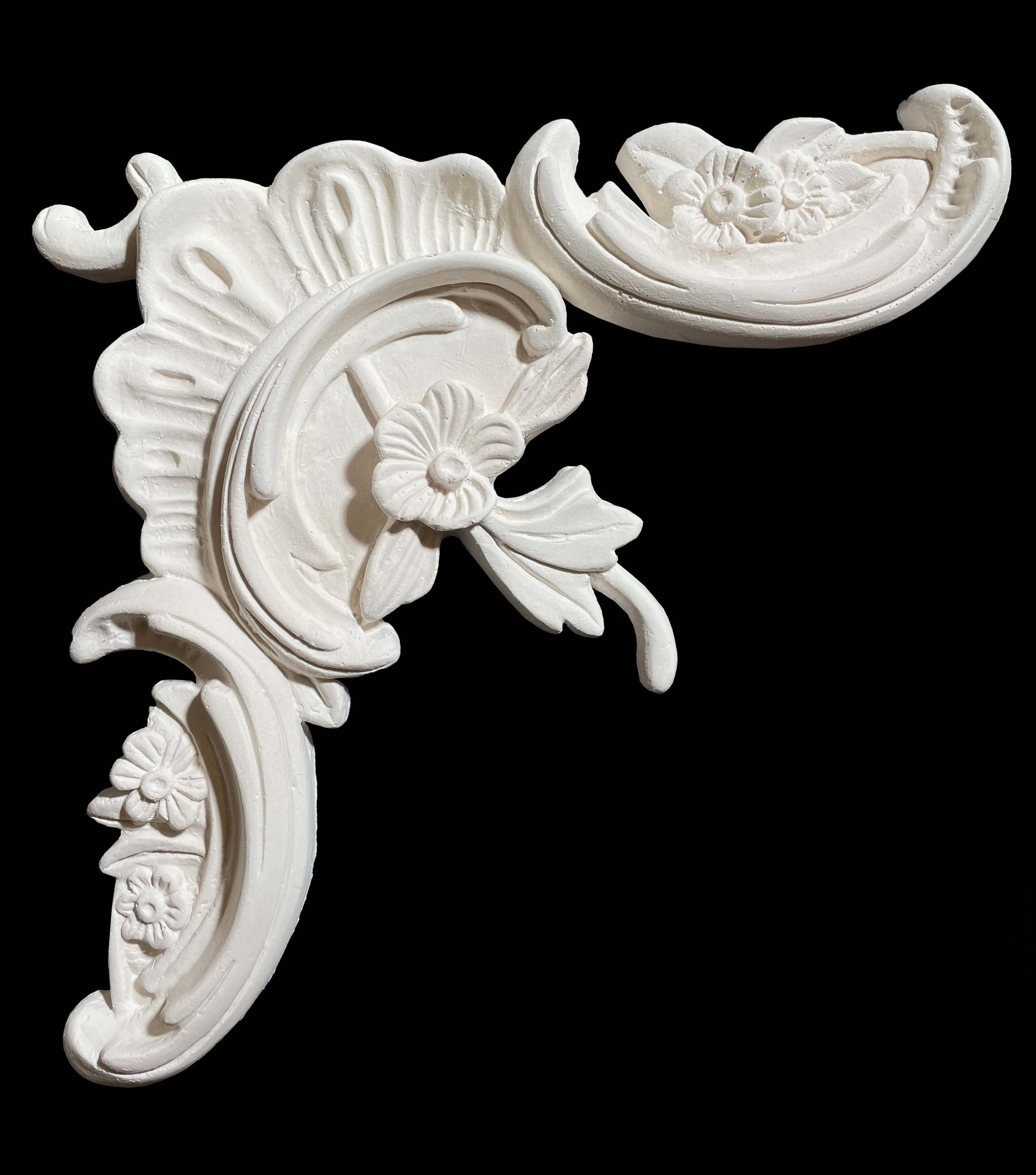 Corners. Plaster molding