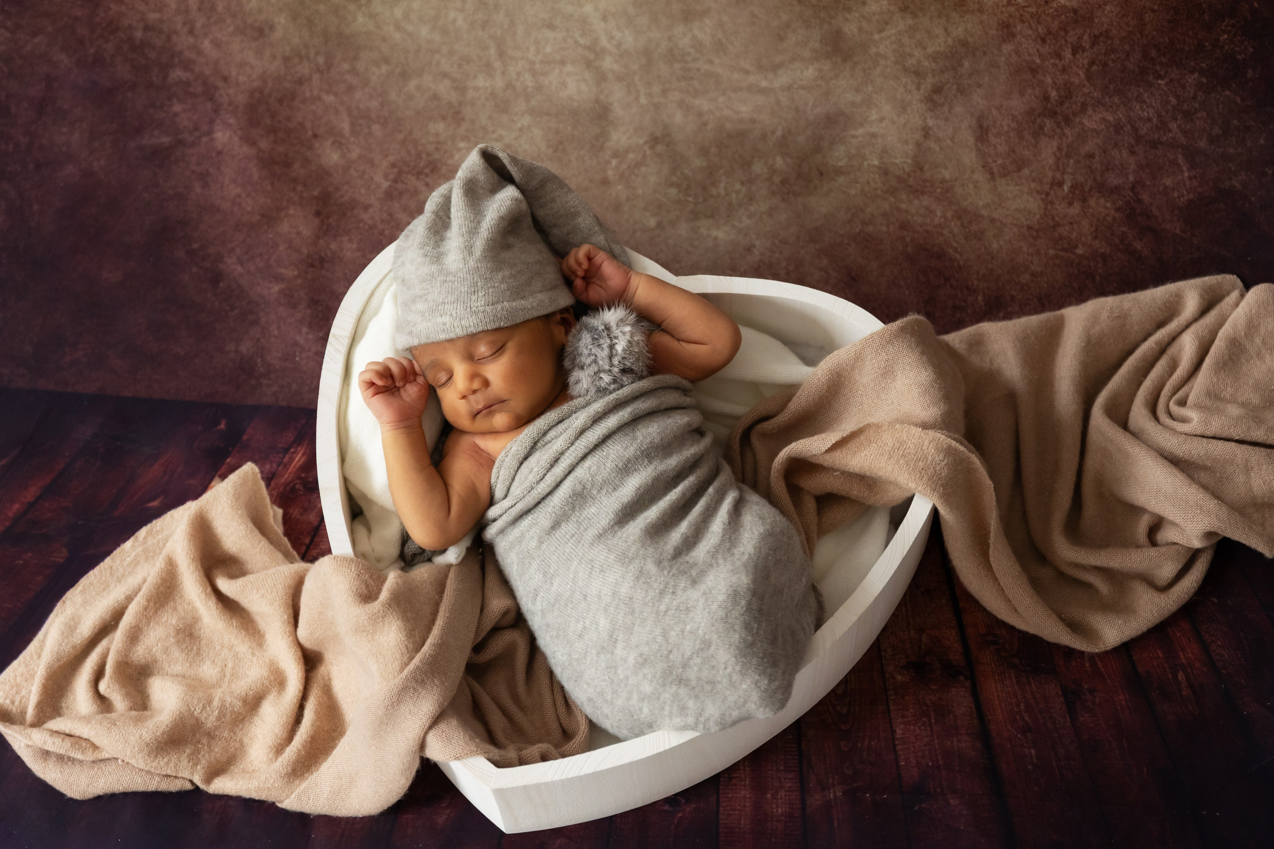 Newborn Family Photography Session. Family, lifestyle, and commercial photography in New York and New Jersey