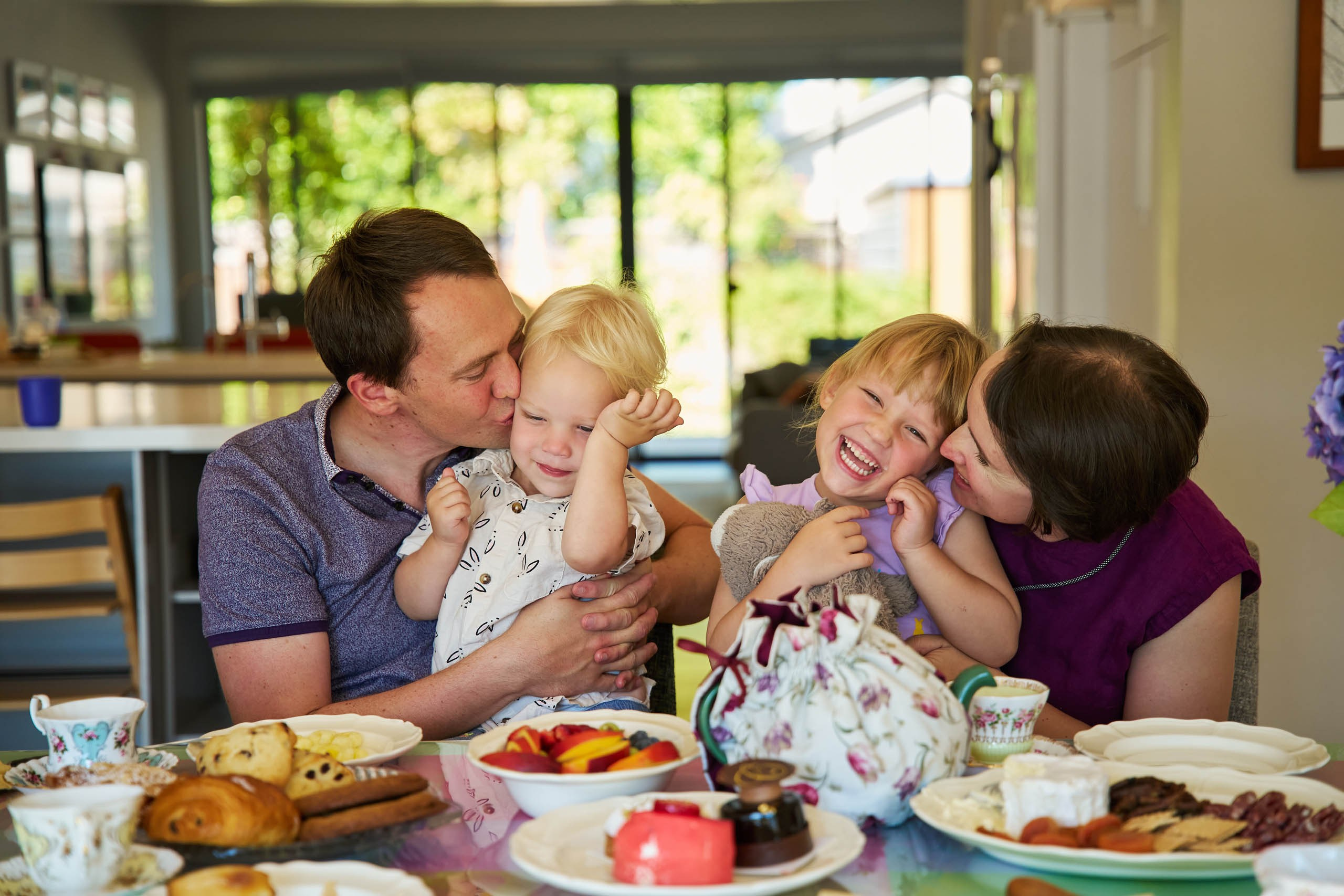 Lifestyle Family Session in Silicon Valley — Documentary Home Photography in Palo Alto, Menlo Park & Los Altos Hills. Bay Area Life | Event, Wedding & Commercial Photography Agency