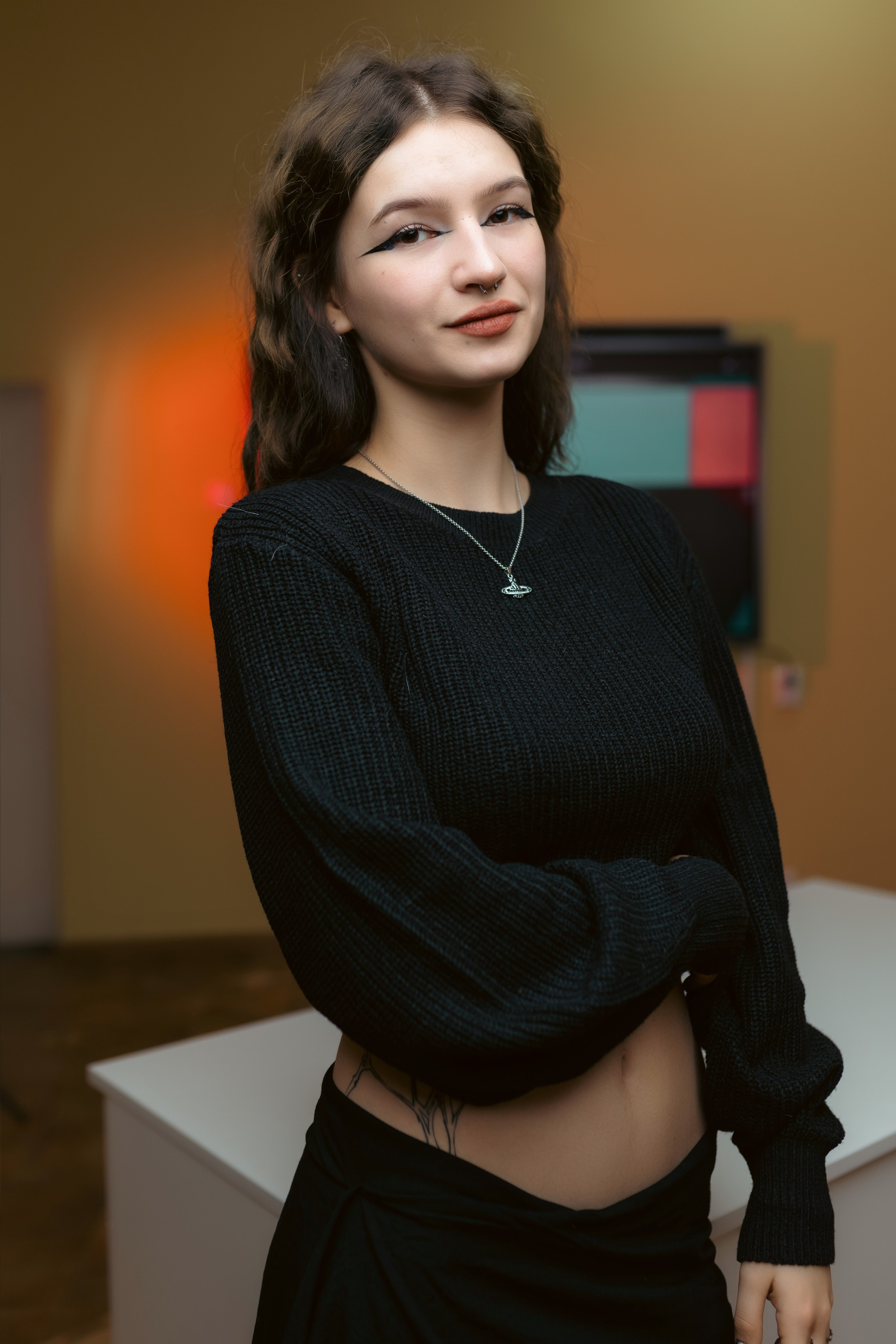 Portret elevă la ședință foto de absolvire, album Estudent promoția 2025