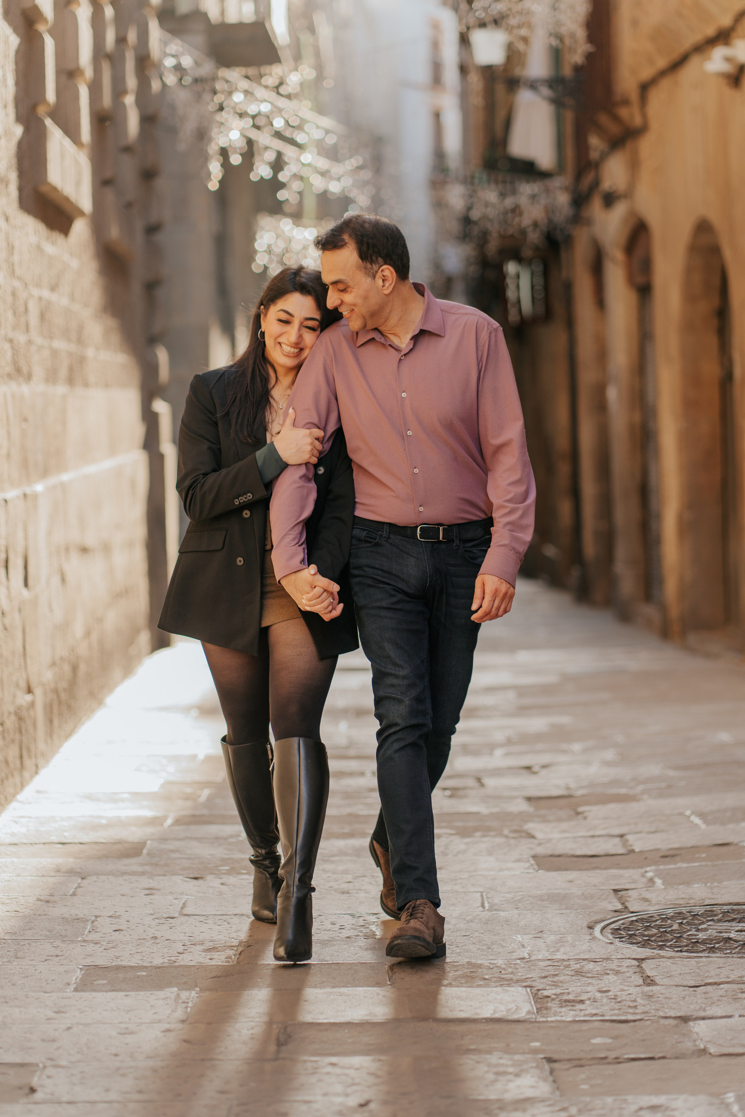 One Day in the Life of a Traveler and a Local. DiaFoto — Wow Photographer in Barcelona | Premium Barcelona Photoshoot Experience