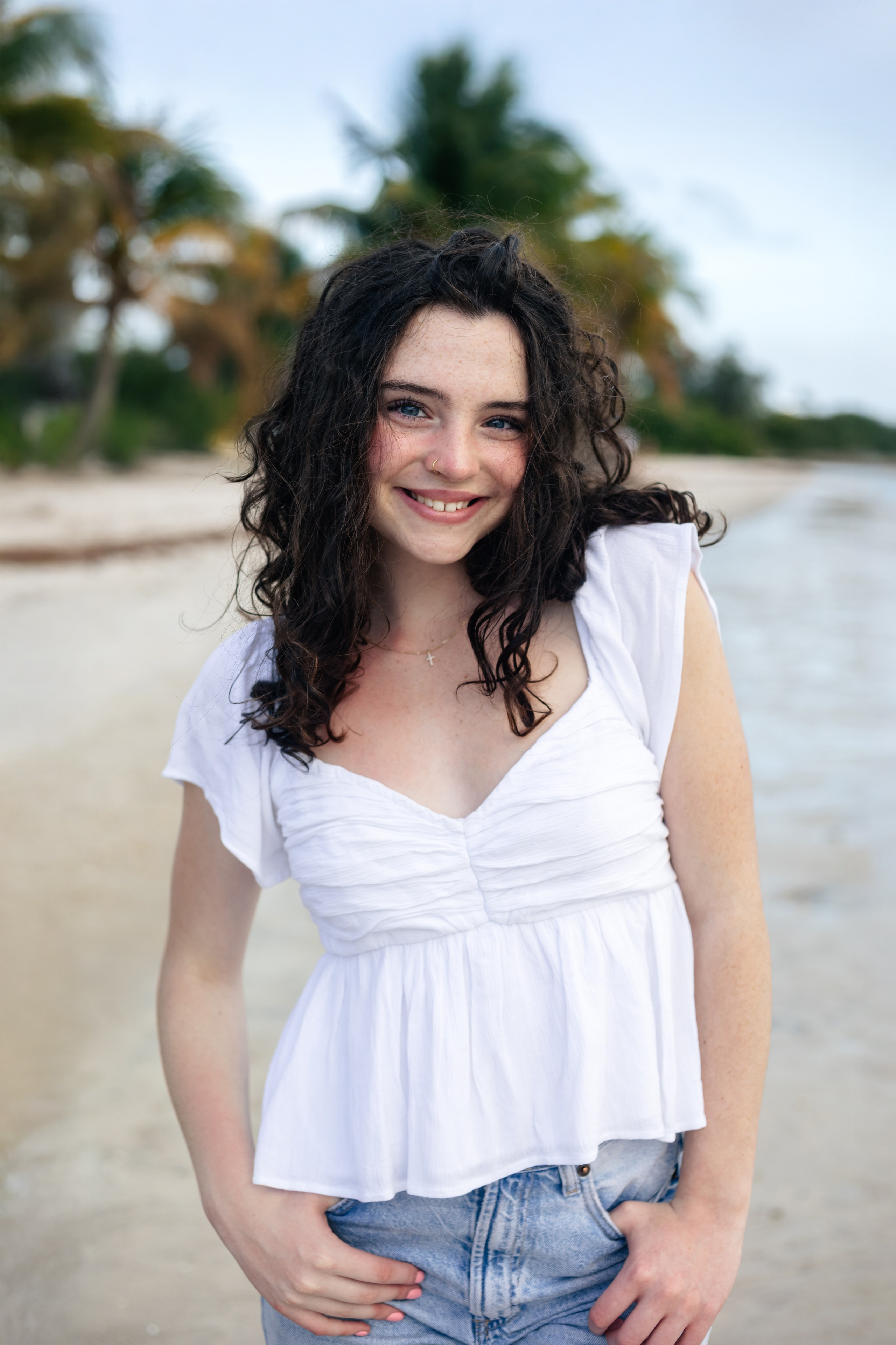 What (and Who) to Bring to Your Grad Photoshoot. Portrait and graduation photographer Marina Simanava