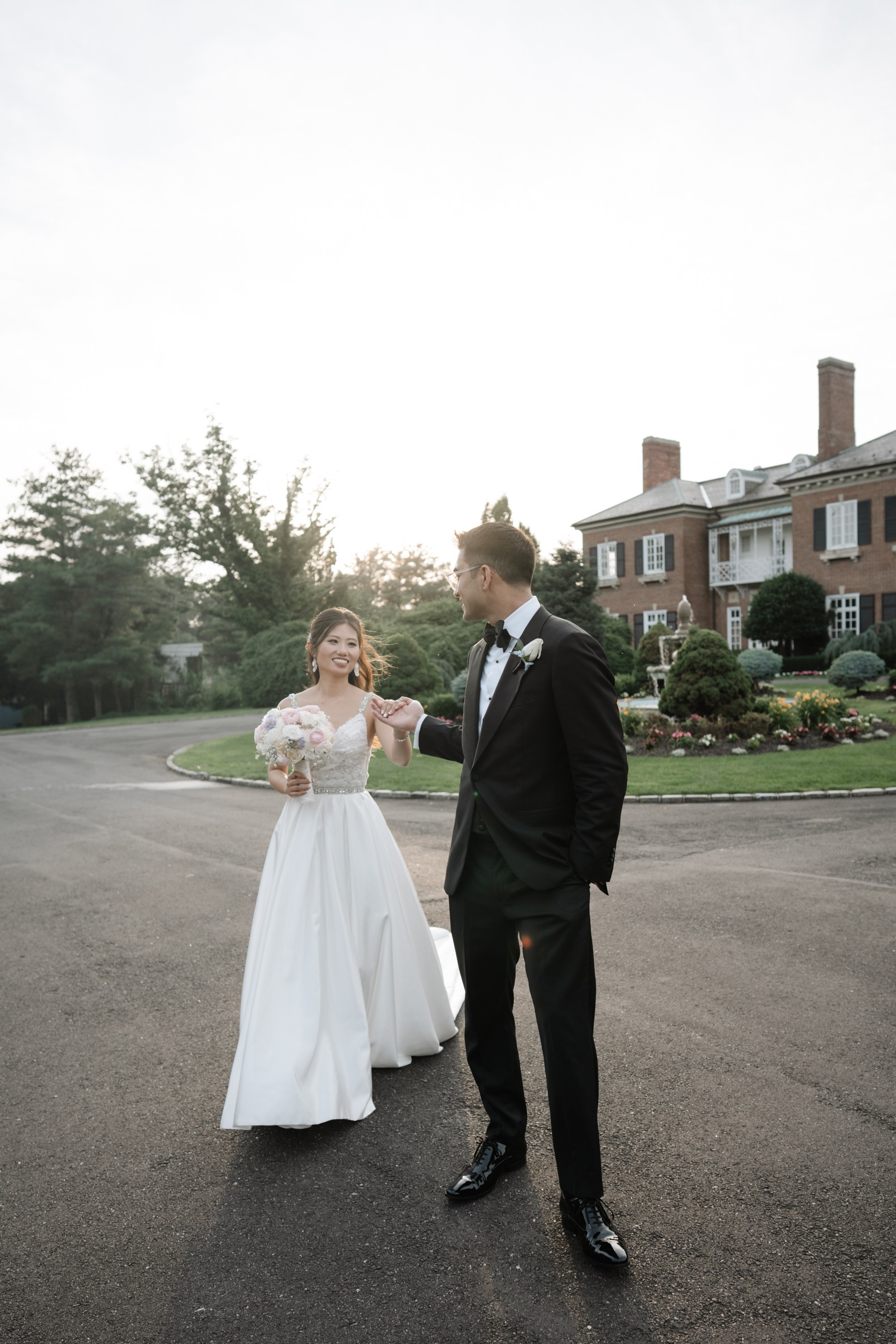 A stunning wedding with Asian style. Portrait and wedding photographer in New York