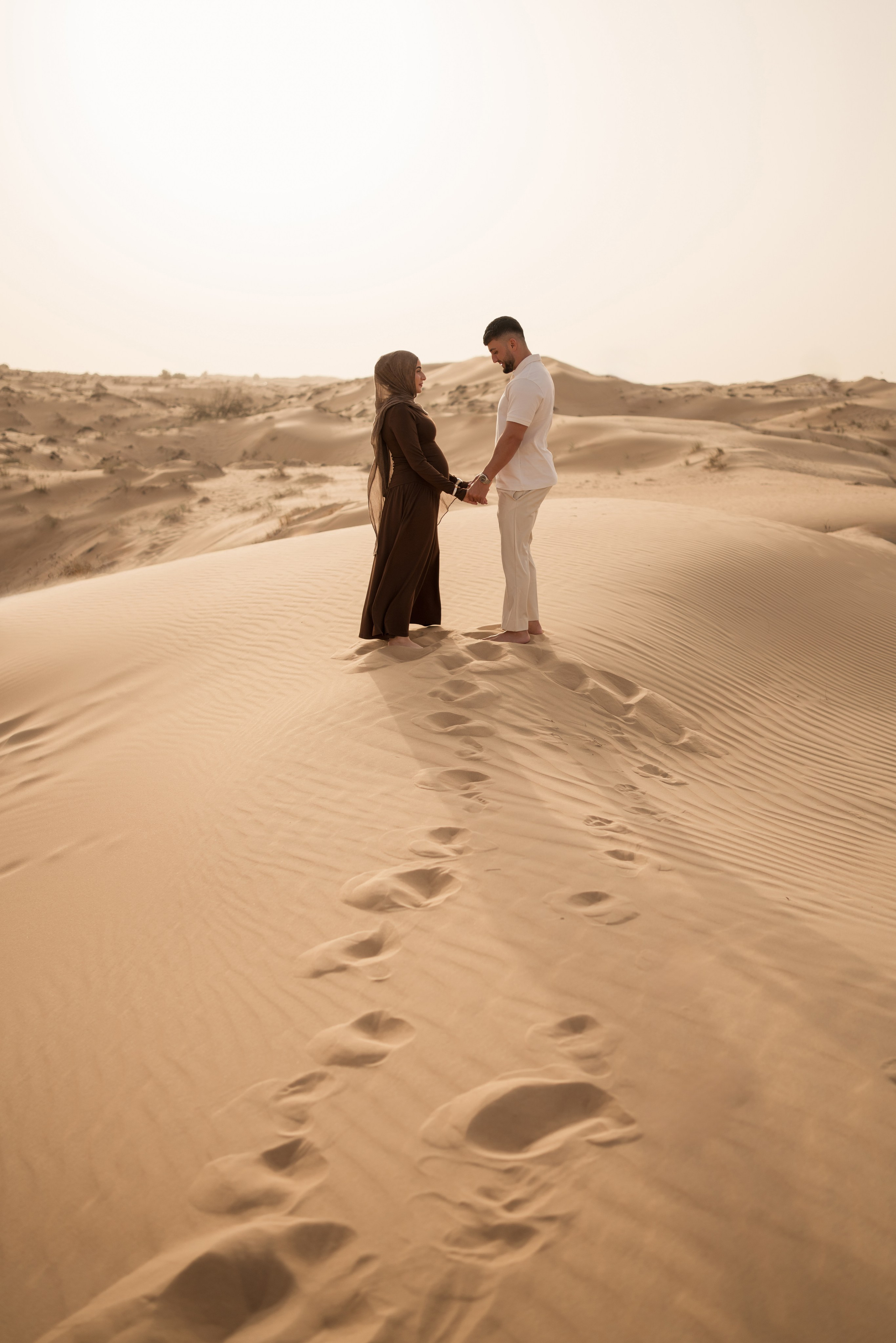 Whispers of love. Angela Iakovleva — Family Photographer in Dubai