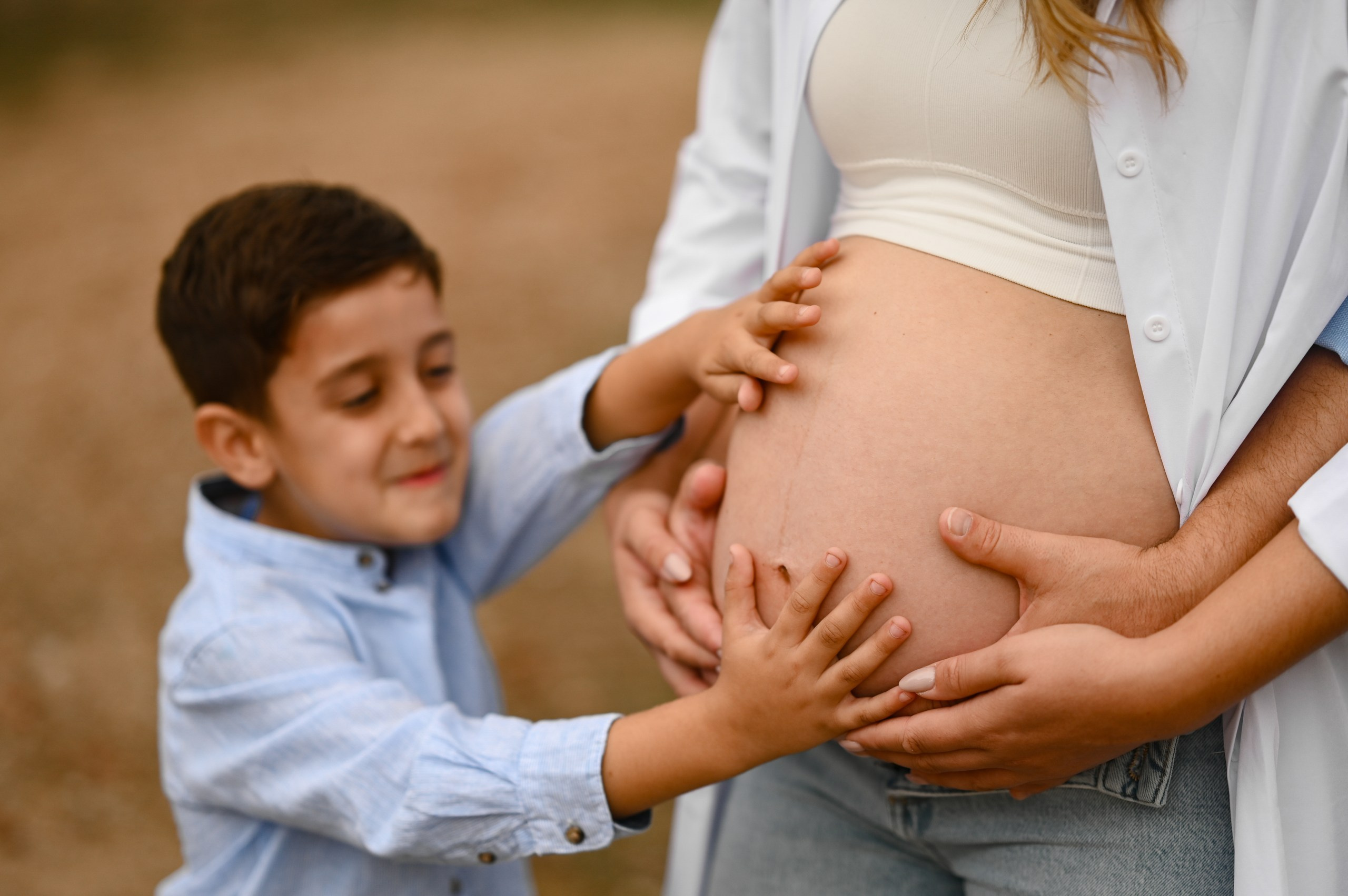 Maternity photoshoot Rhodes. Φωτογράφος νεογέννητων στη Ρόδο. Φωτογράφιση εγκυμοσύνης