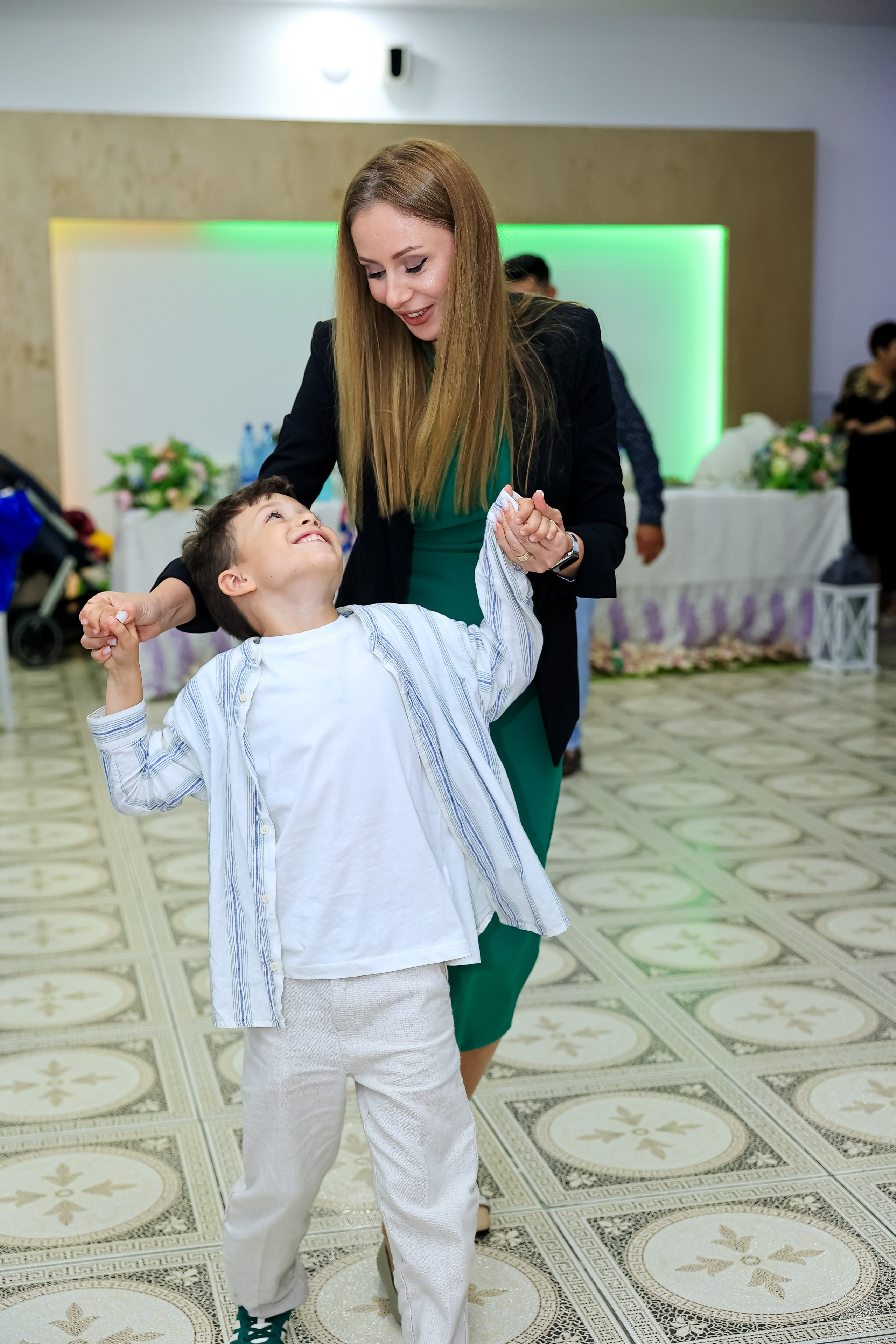 Iris Stefania. Moments By Gub