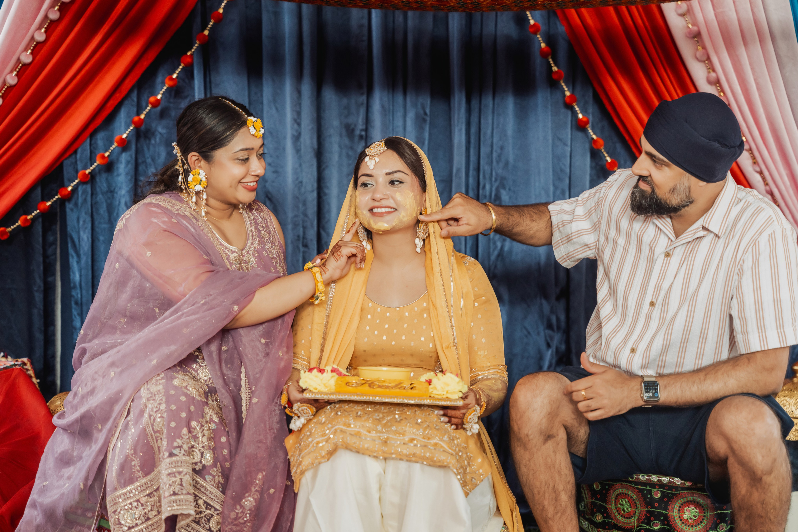 Gagan & Jasmeen. Wedding Photographer & Cinematographer studios