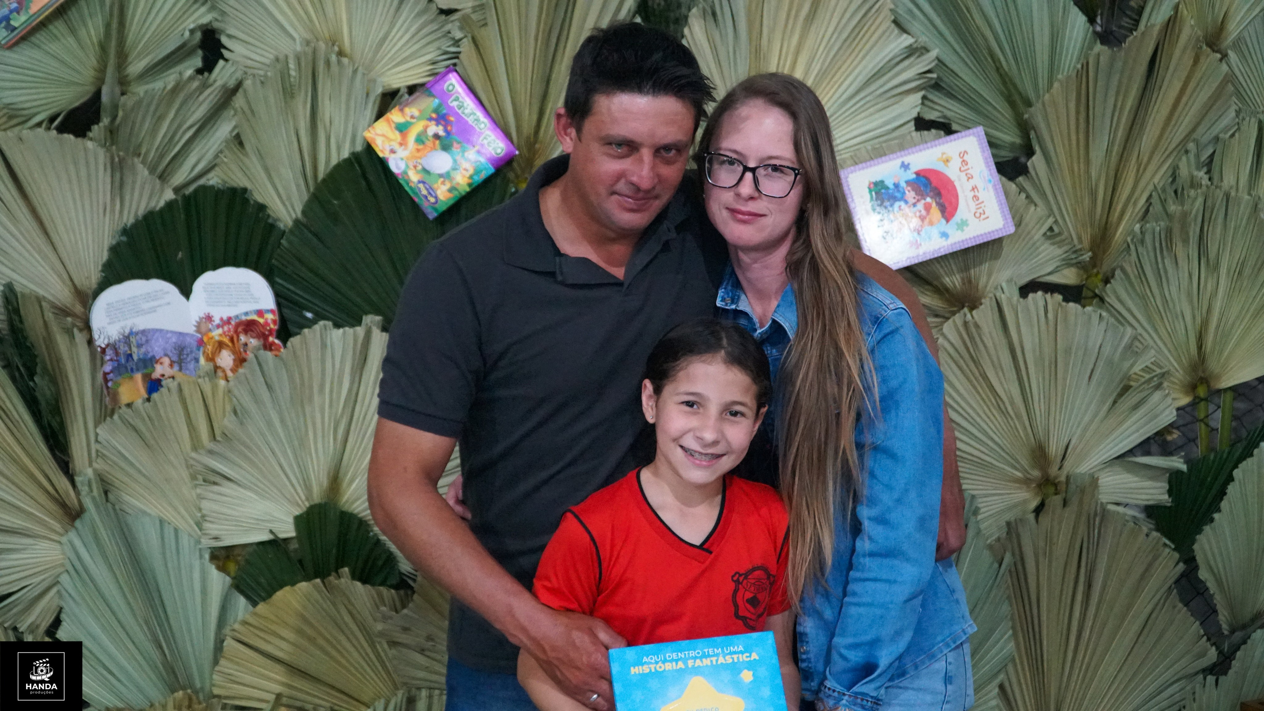 Noite autógrafos colégio Aurélio Buarque de Holanda. Handa Produções