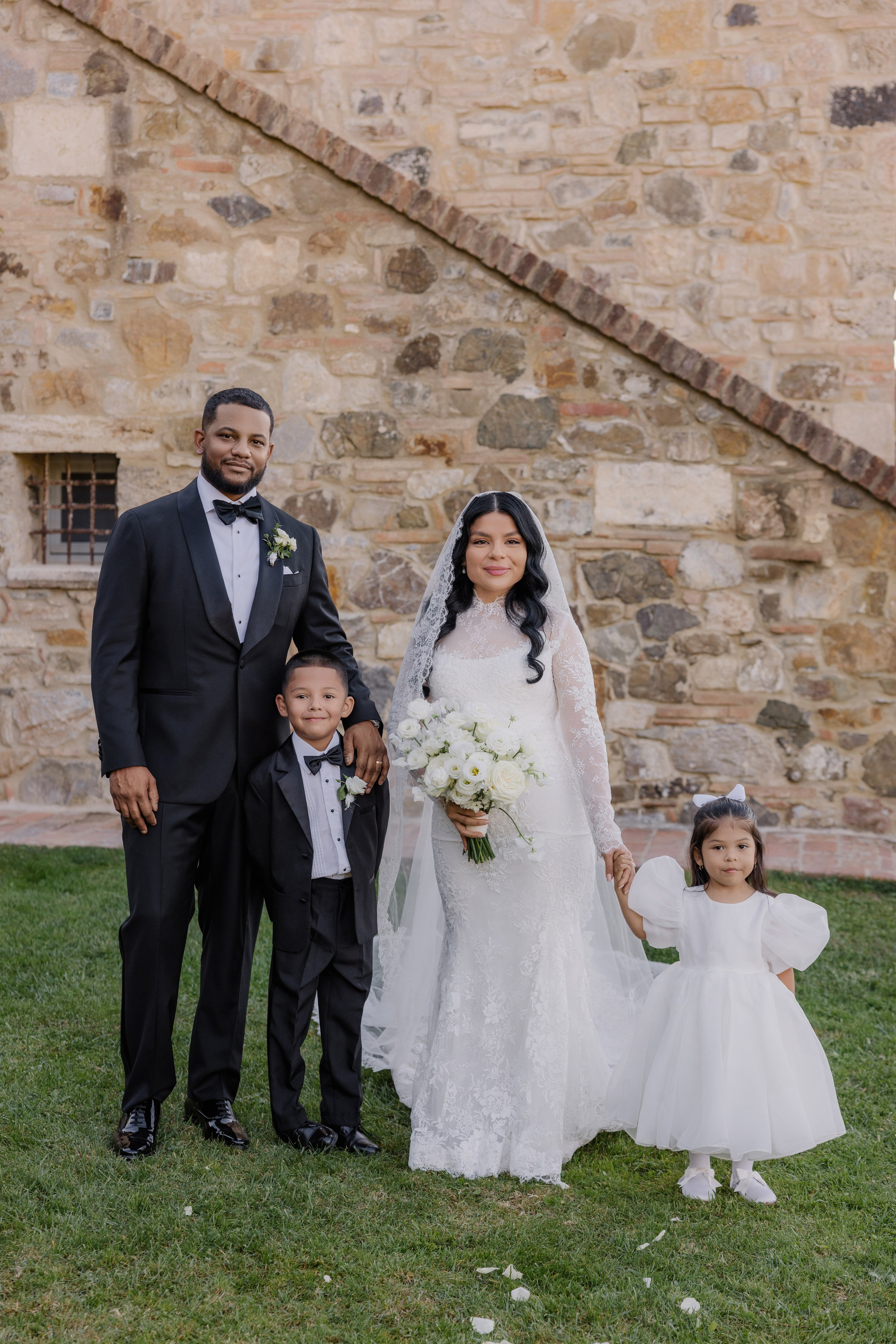 Mitcell&Melanie digital. Wedding photographer Italy