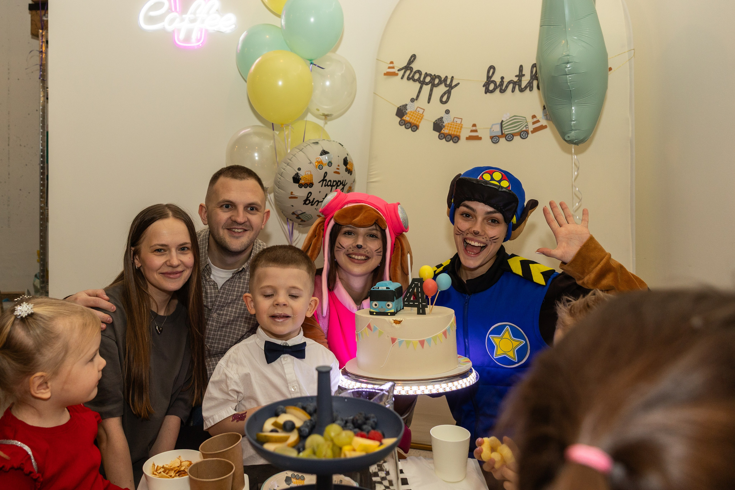 День рождения Артёма 24 января 2026 года. Семейный и детский фотограф в Варшаве Мила Бобровская