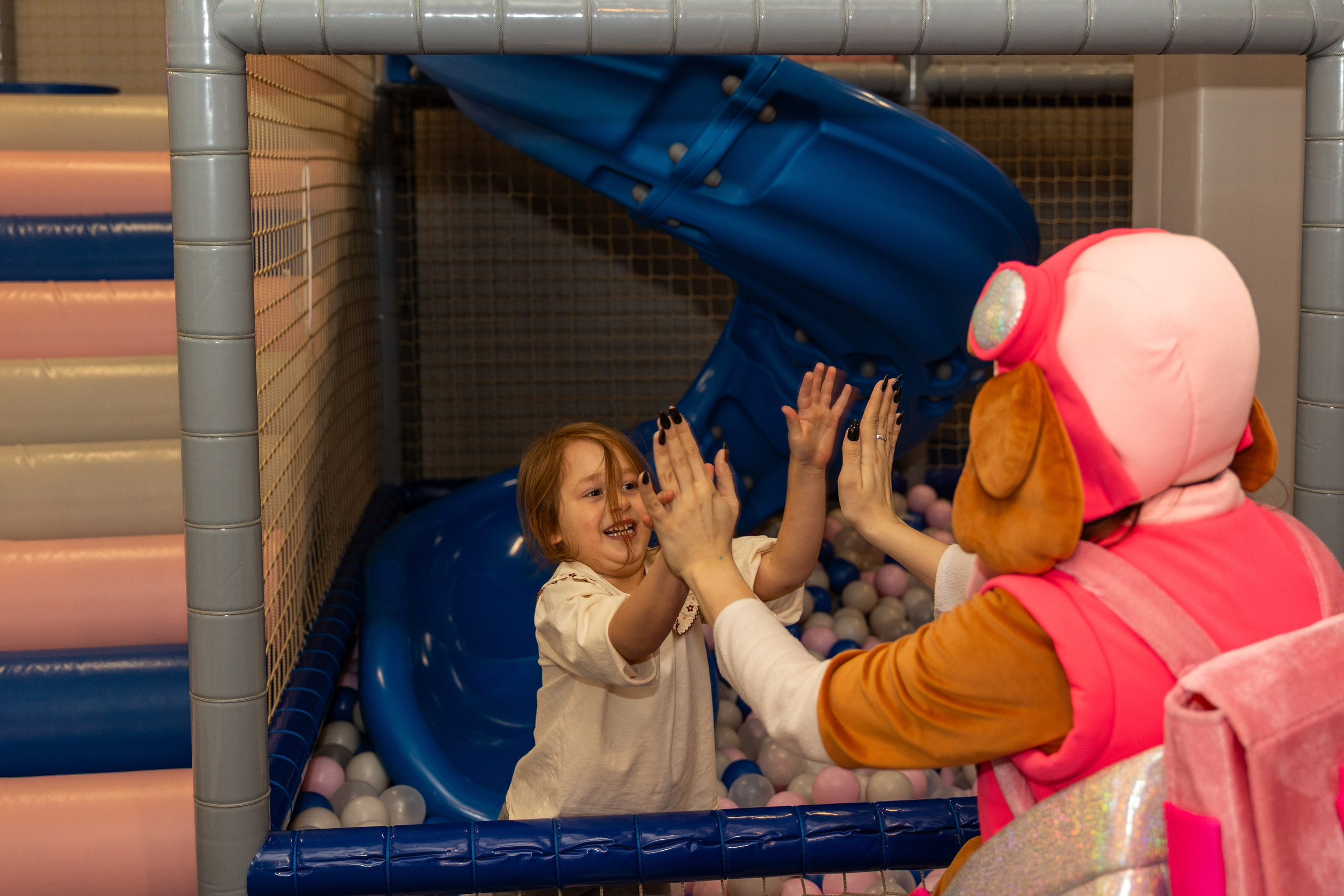 День рождения Артёма 24 января 2026 года. Семейный и детский фотограф в Варшаве Мила Бобровская