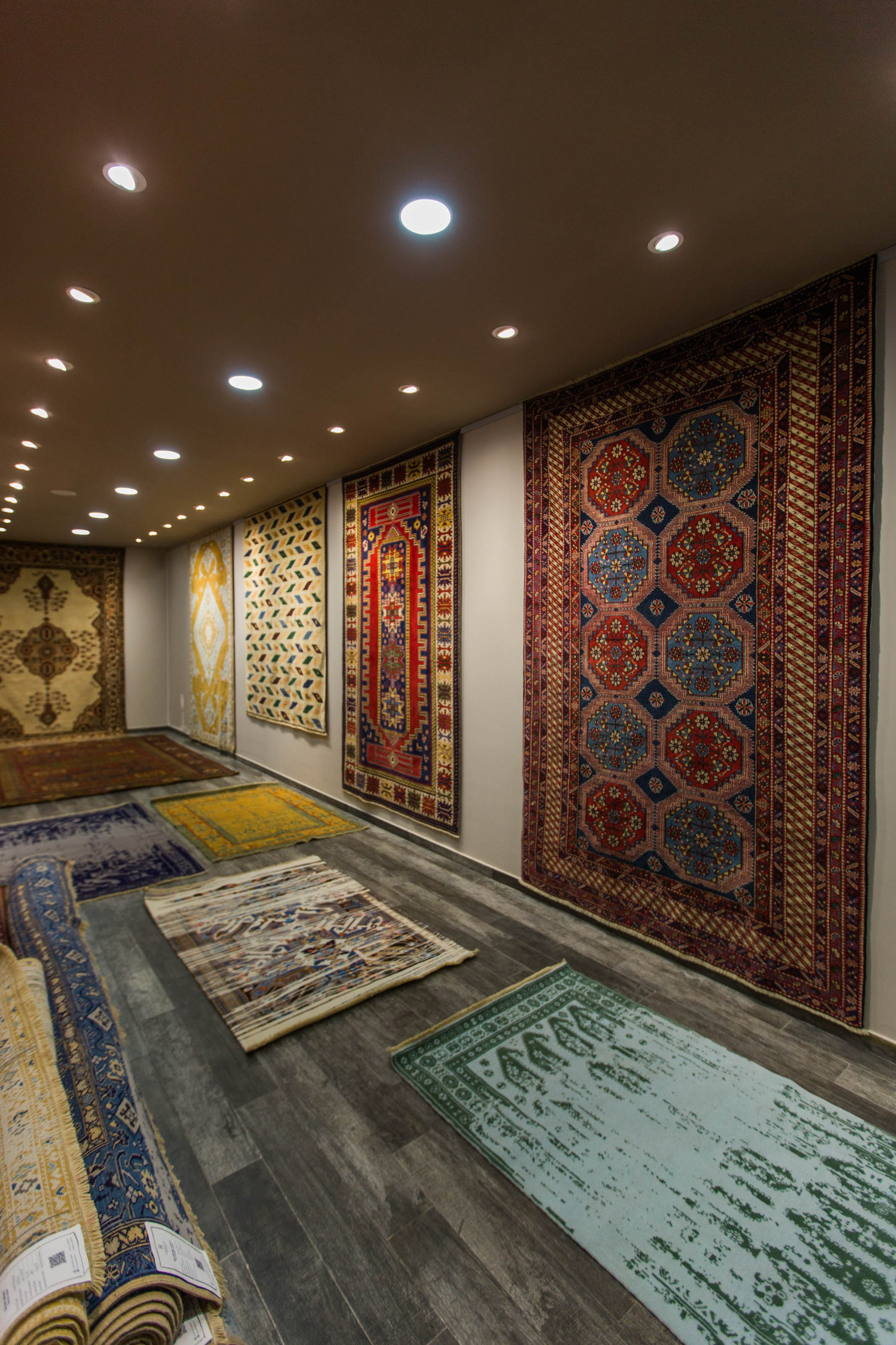 “Azerxalcha” Showroom. Коммерческий фотограф в Азербайджане Бессонова Анфиса