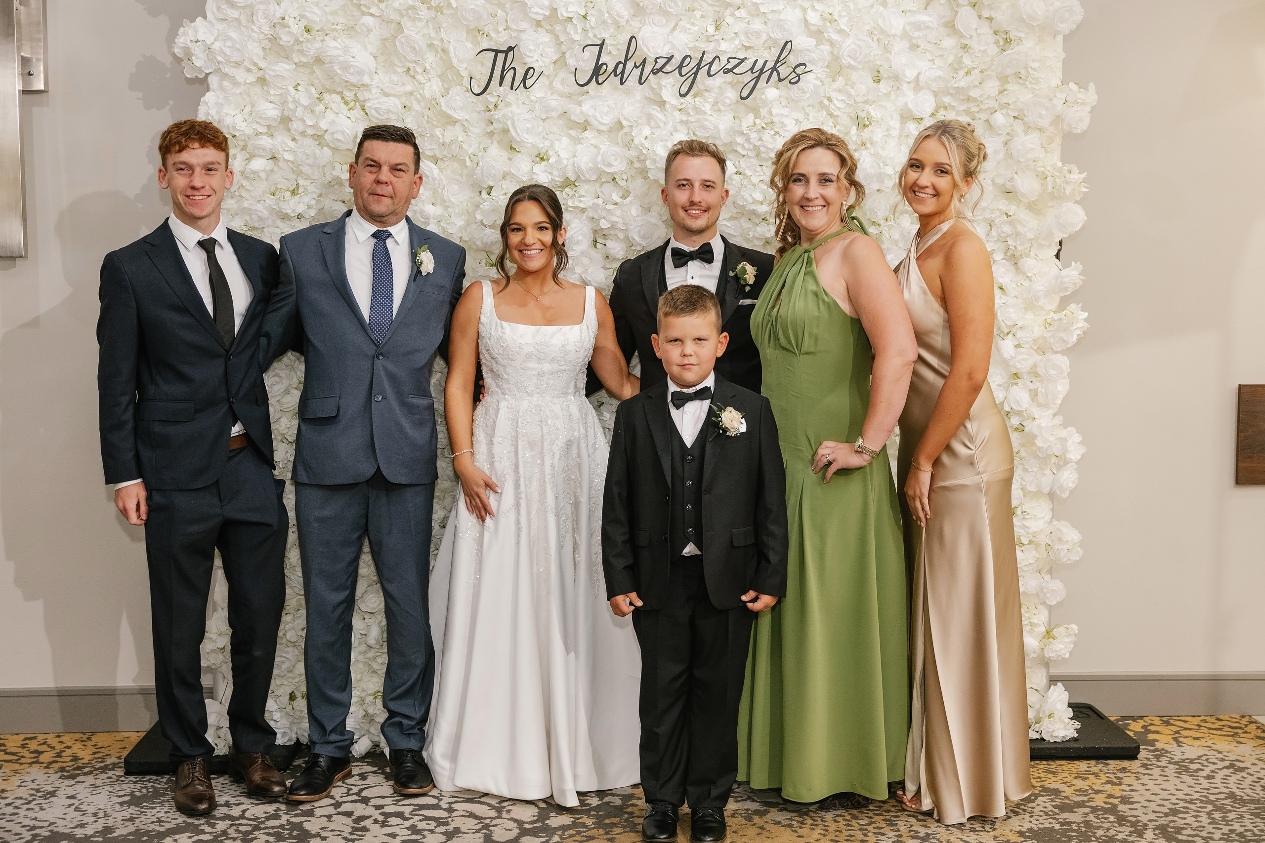 09.06.2025 Wedding. Wedding family event photographer in Chicago Nick Yushevich