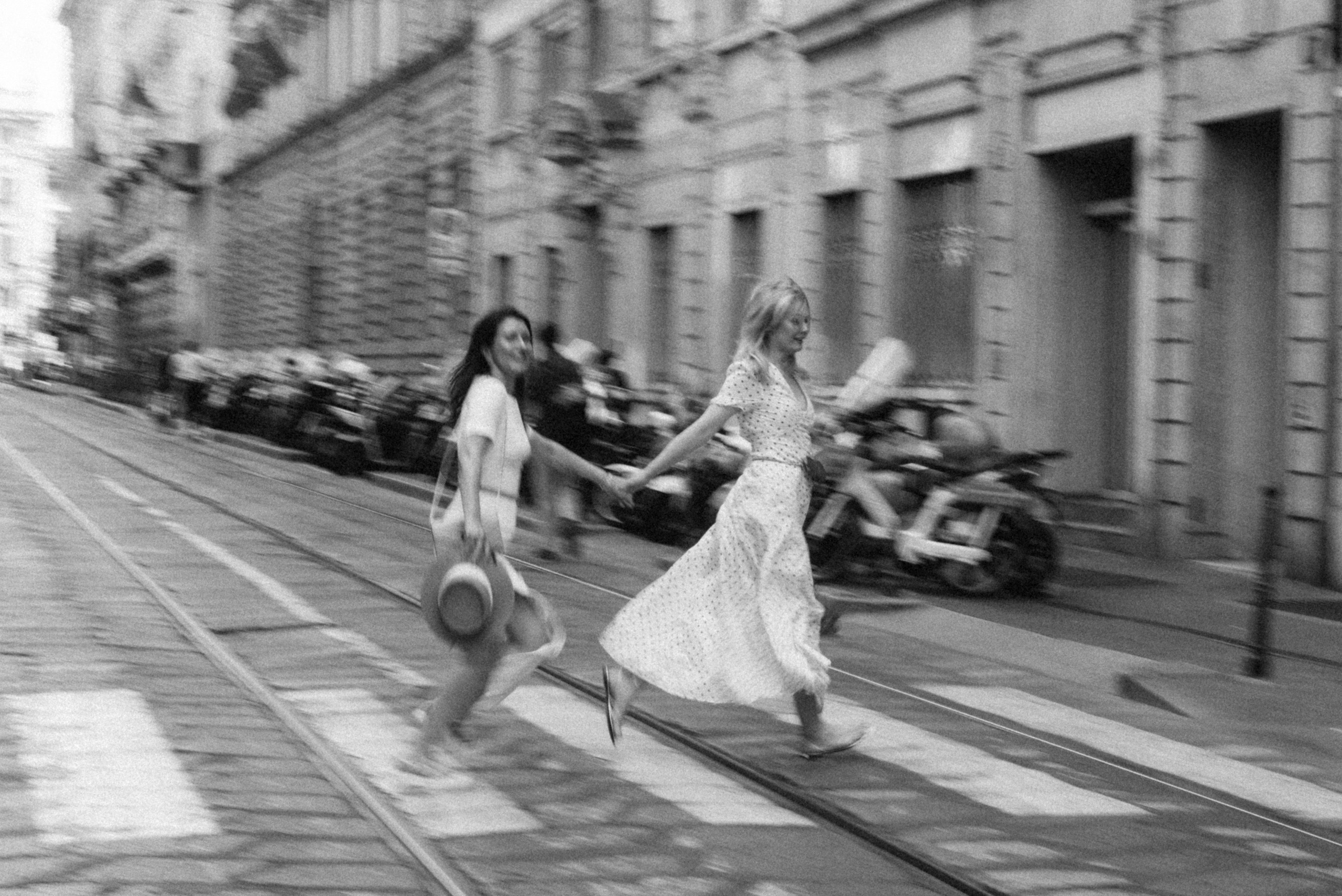 Urban Fashion Photography in Milan — Capture Your Style. Anastasiia Buchinskaia Photographer in Milan