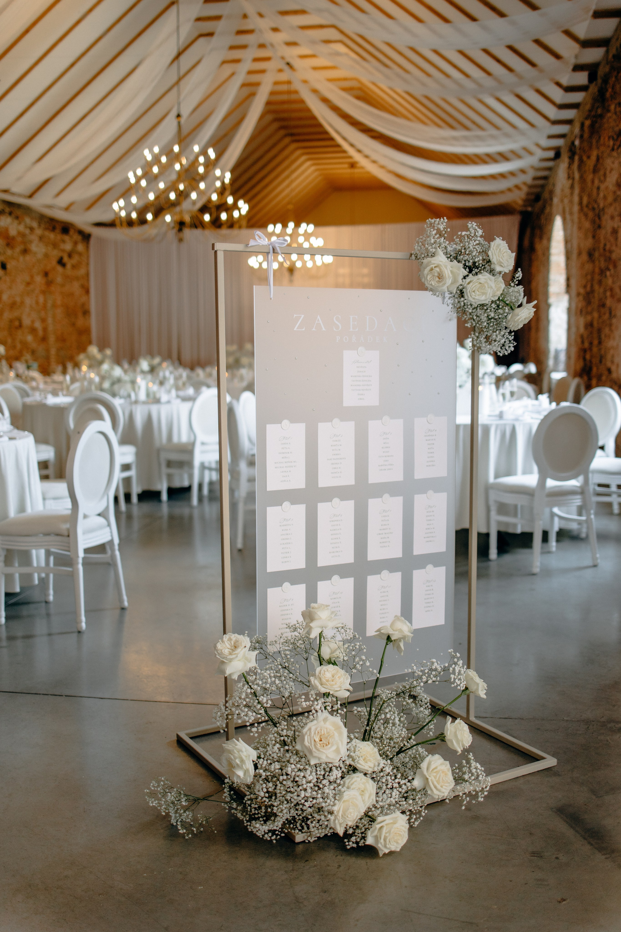 Wedding moments at Na Kmine