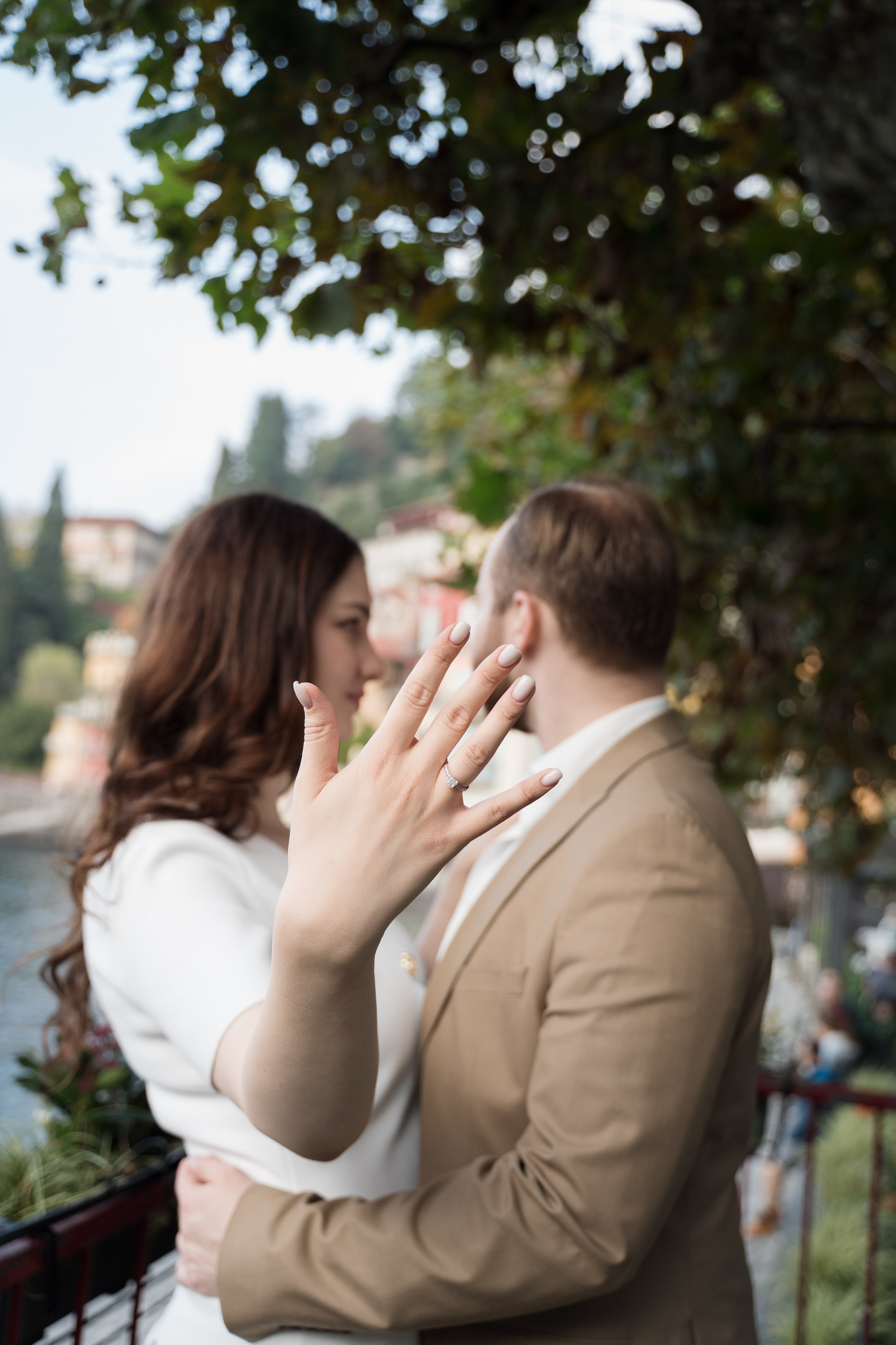 Varenna Surprise Proposal Photoshoot. Proposal Photographer in Lake Como
