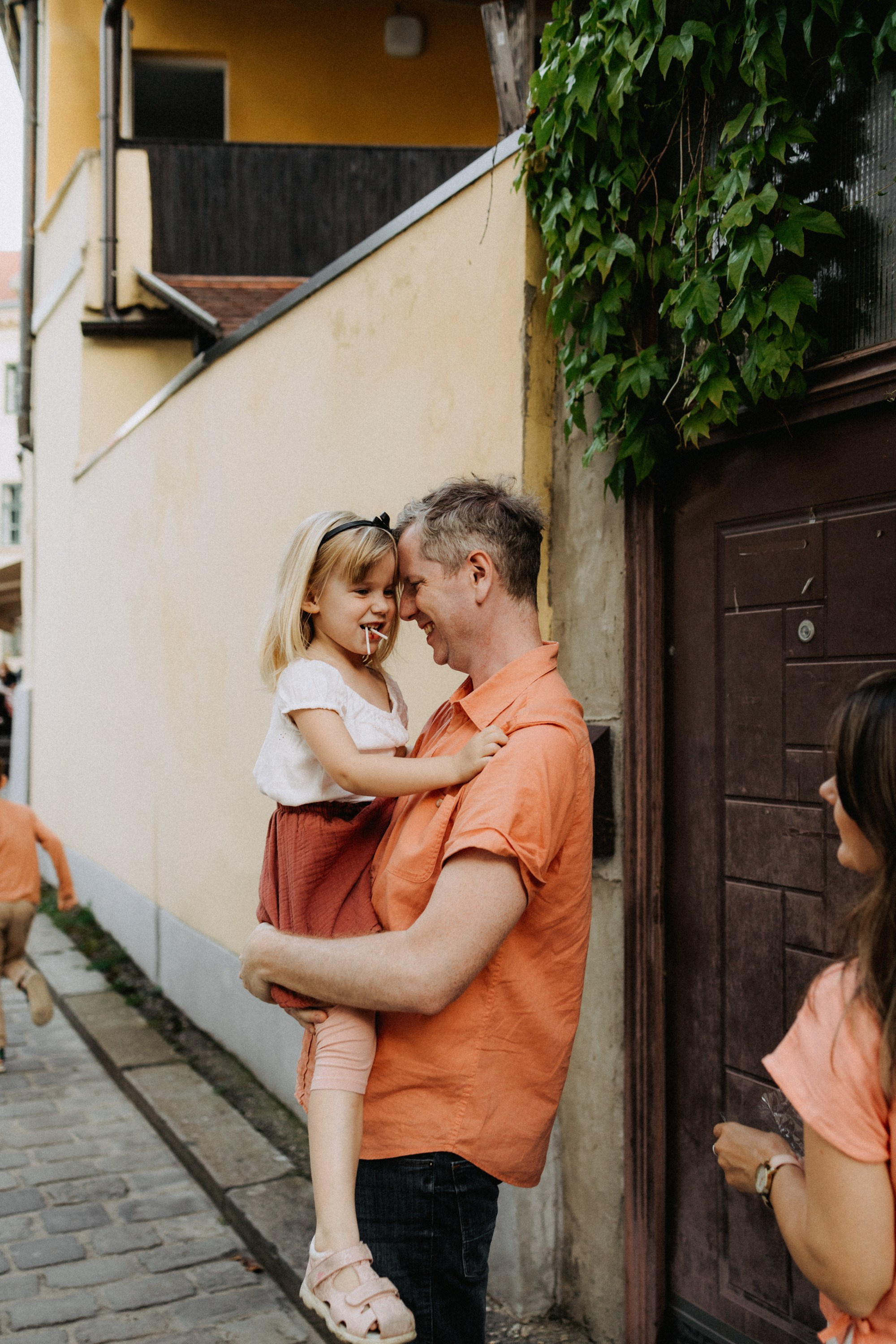 Family in the city. Elena Gorobets. Photographer in Zagreb