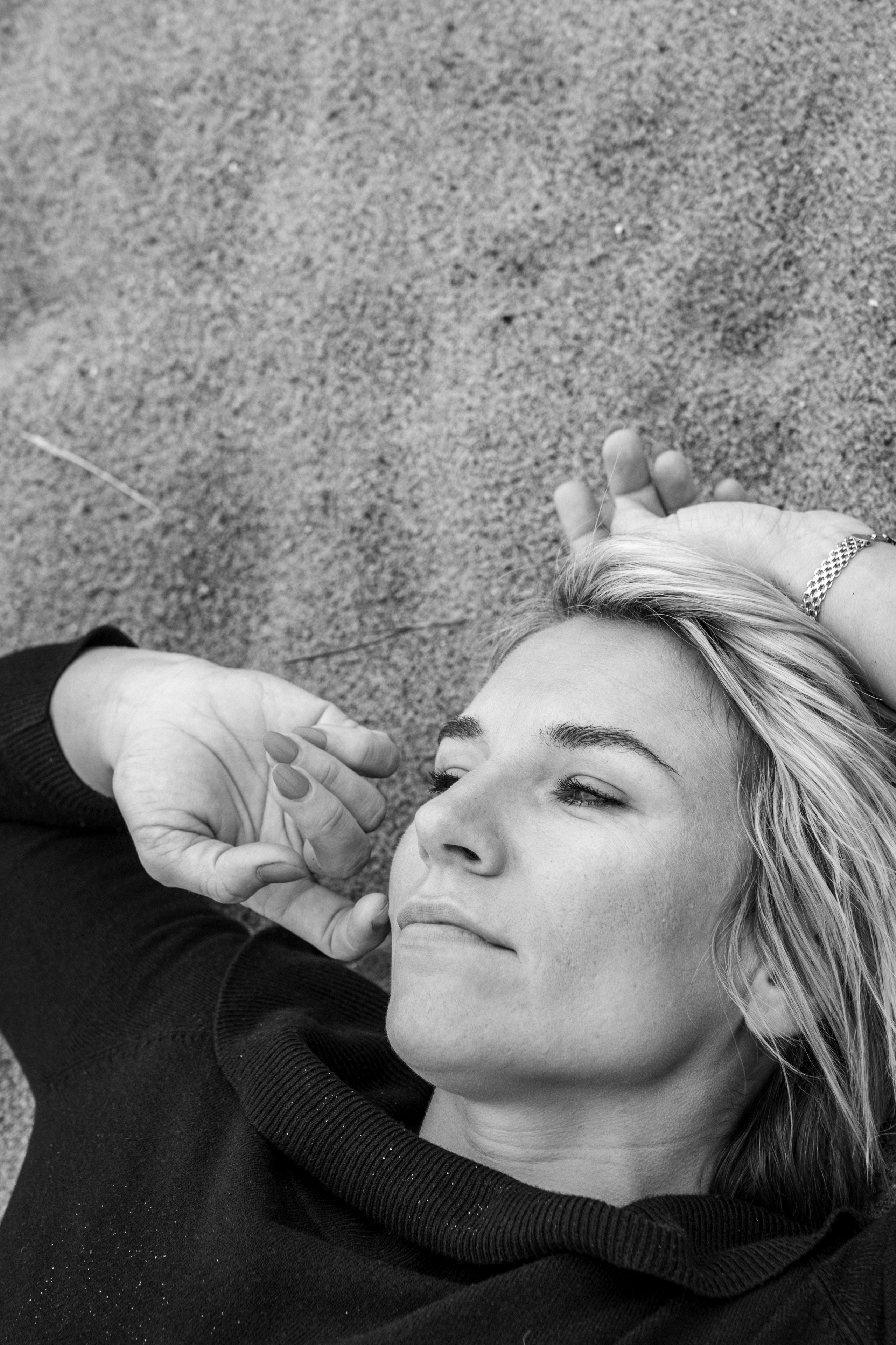 portrait photography, seaside photo session, Seaton Sluice, freedom to be yourself, body positive after 45,Newcastle upon Tyne photographer