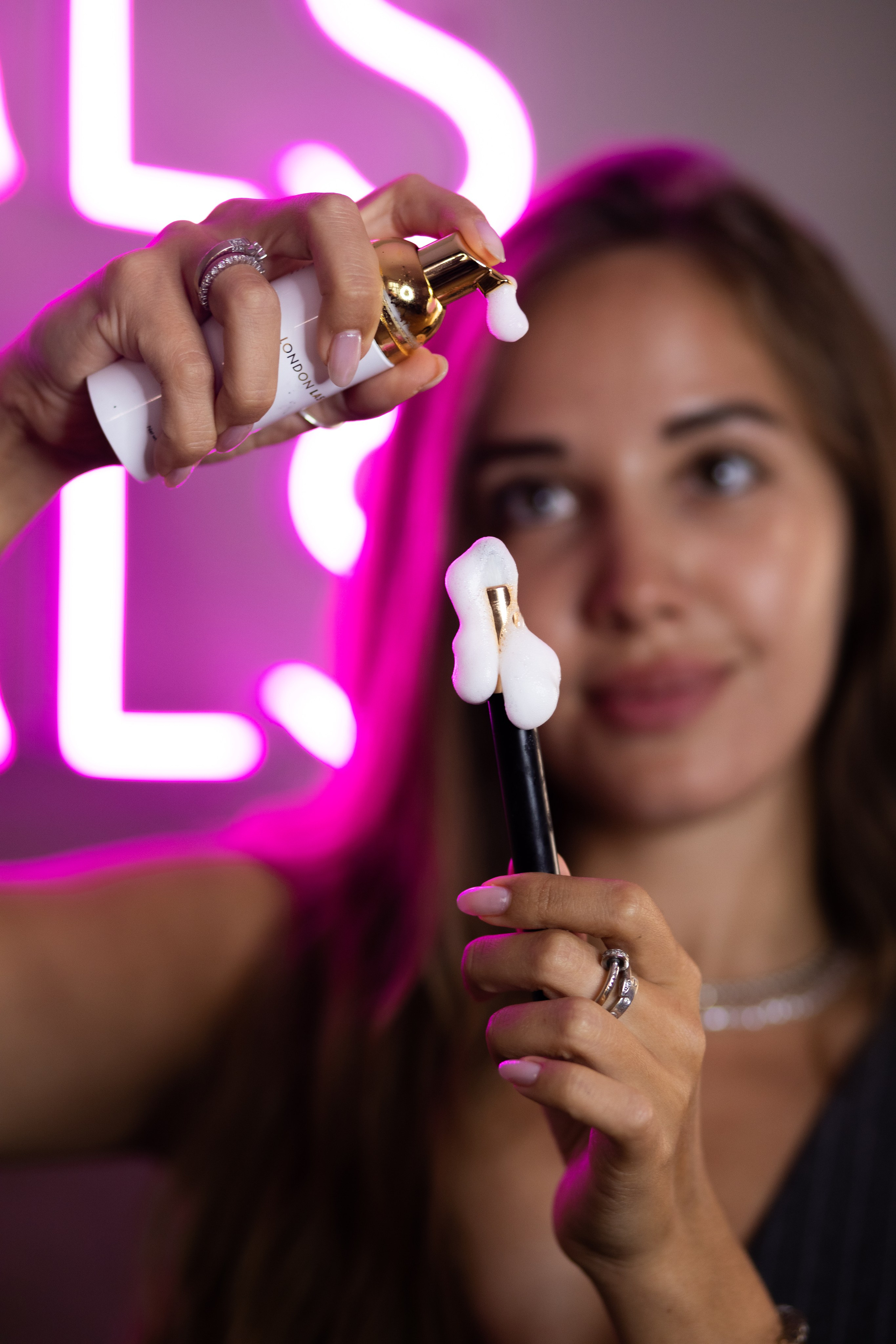 G-spot CPH (beauty salon). Professional wedding photographer in Copenhagen, Denmark — Julia Byron