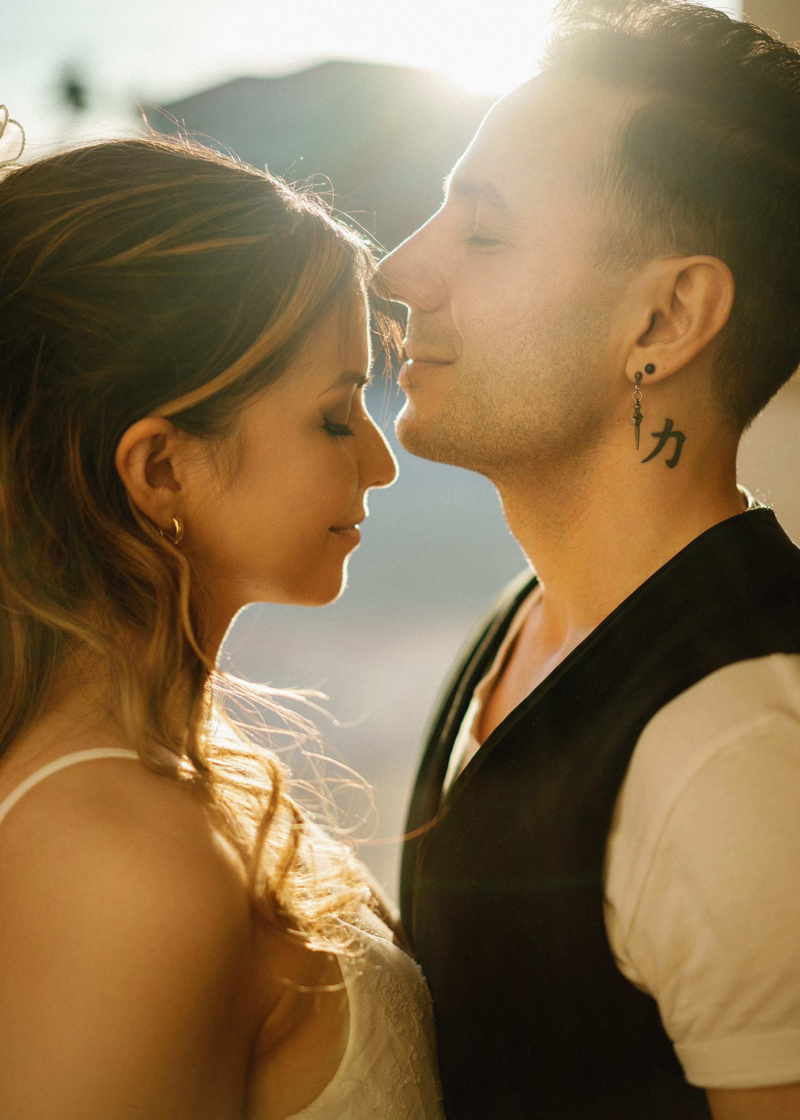 Pasadena City Hall Engagement Photoshoot, California. Wedding Photography & Videography Team in California, Los Angeles, San Francisco, San Diego and Travel