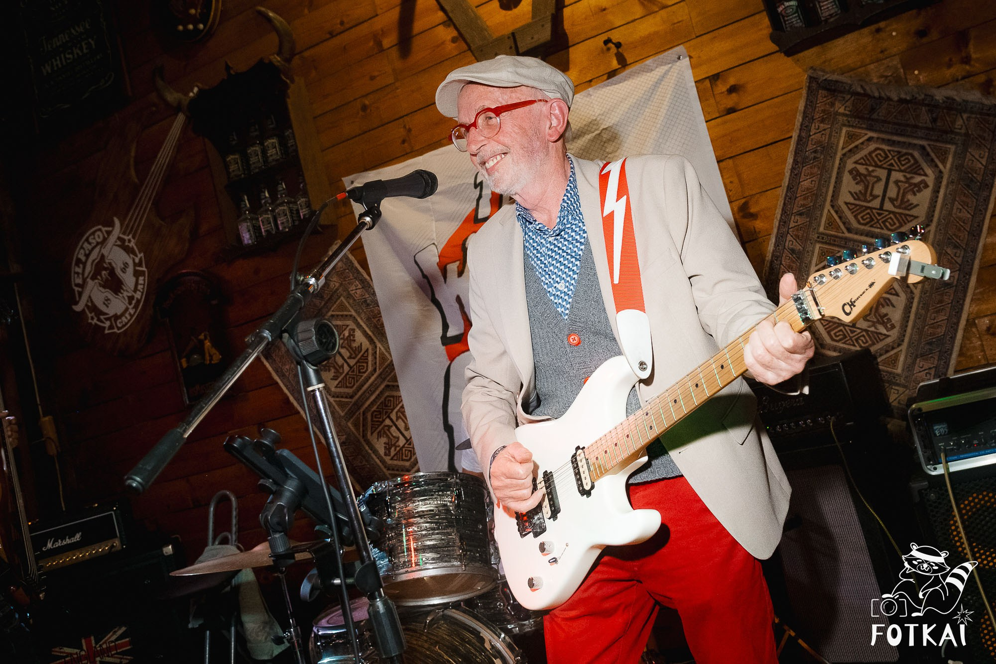 Dirty Picks — Concert Photos at El Paso Bar, Torrevieja, 2026 | FOTKAI
